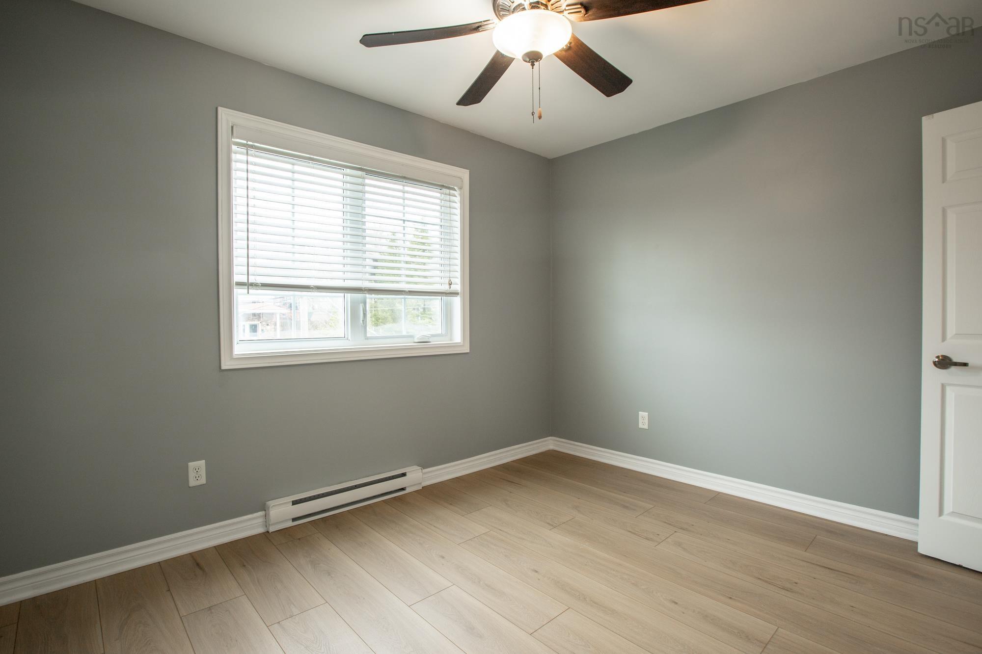 Thumbnail image for 40 Roy Crescent MLS<sup>®</sup> 202608078