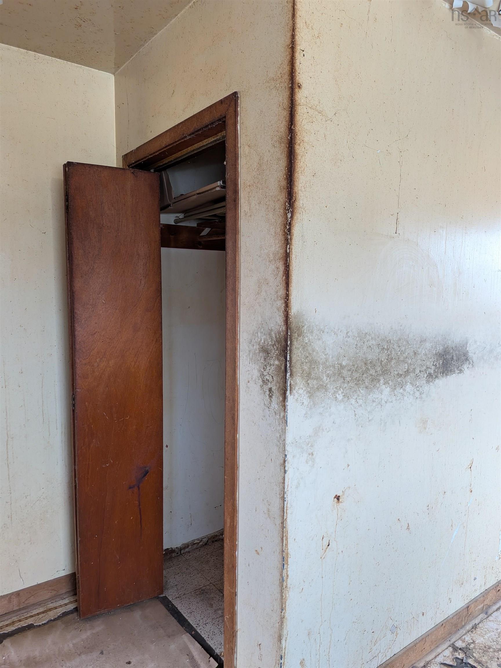 View image 10