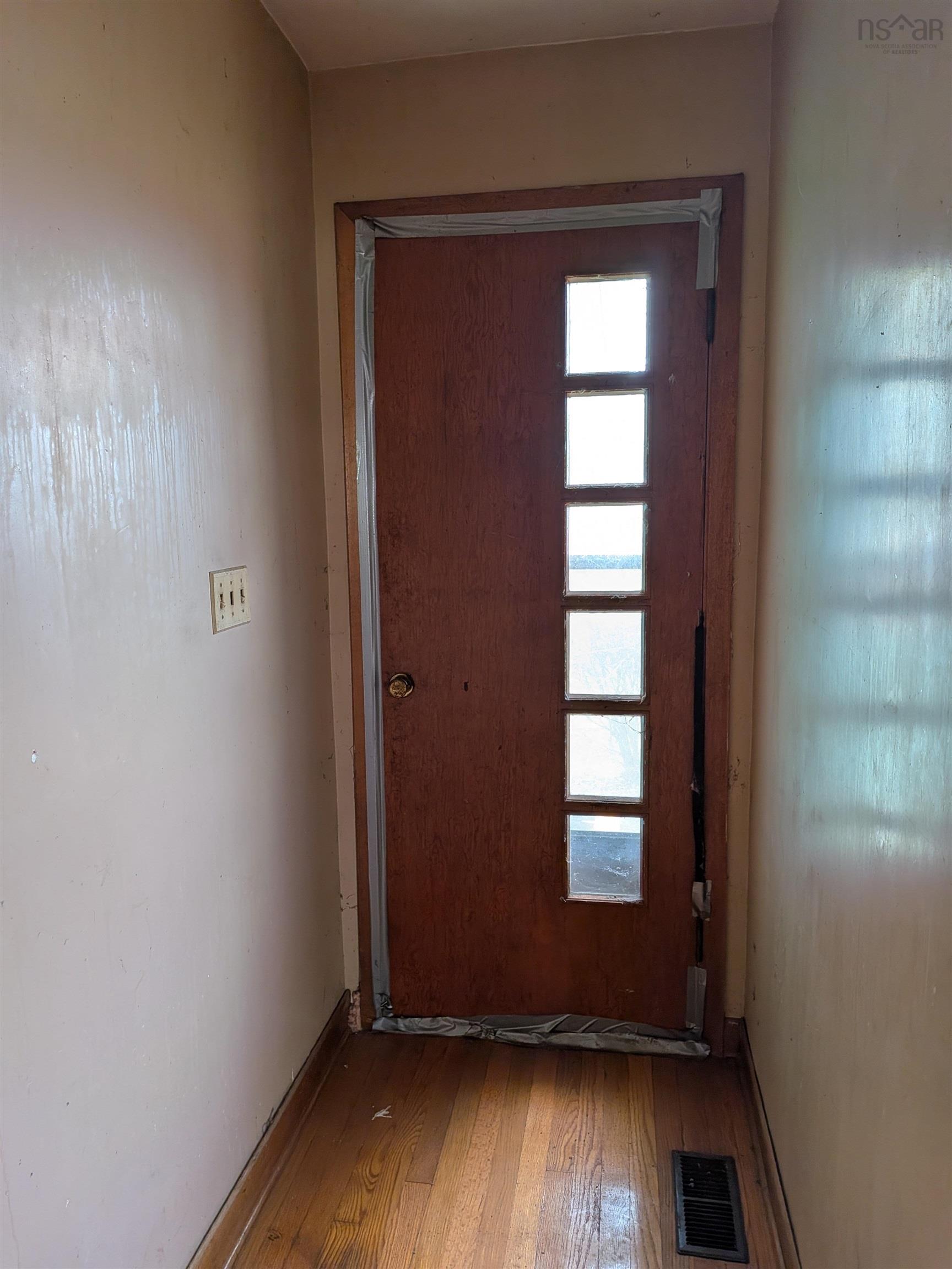View image 18