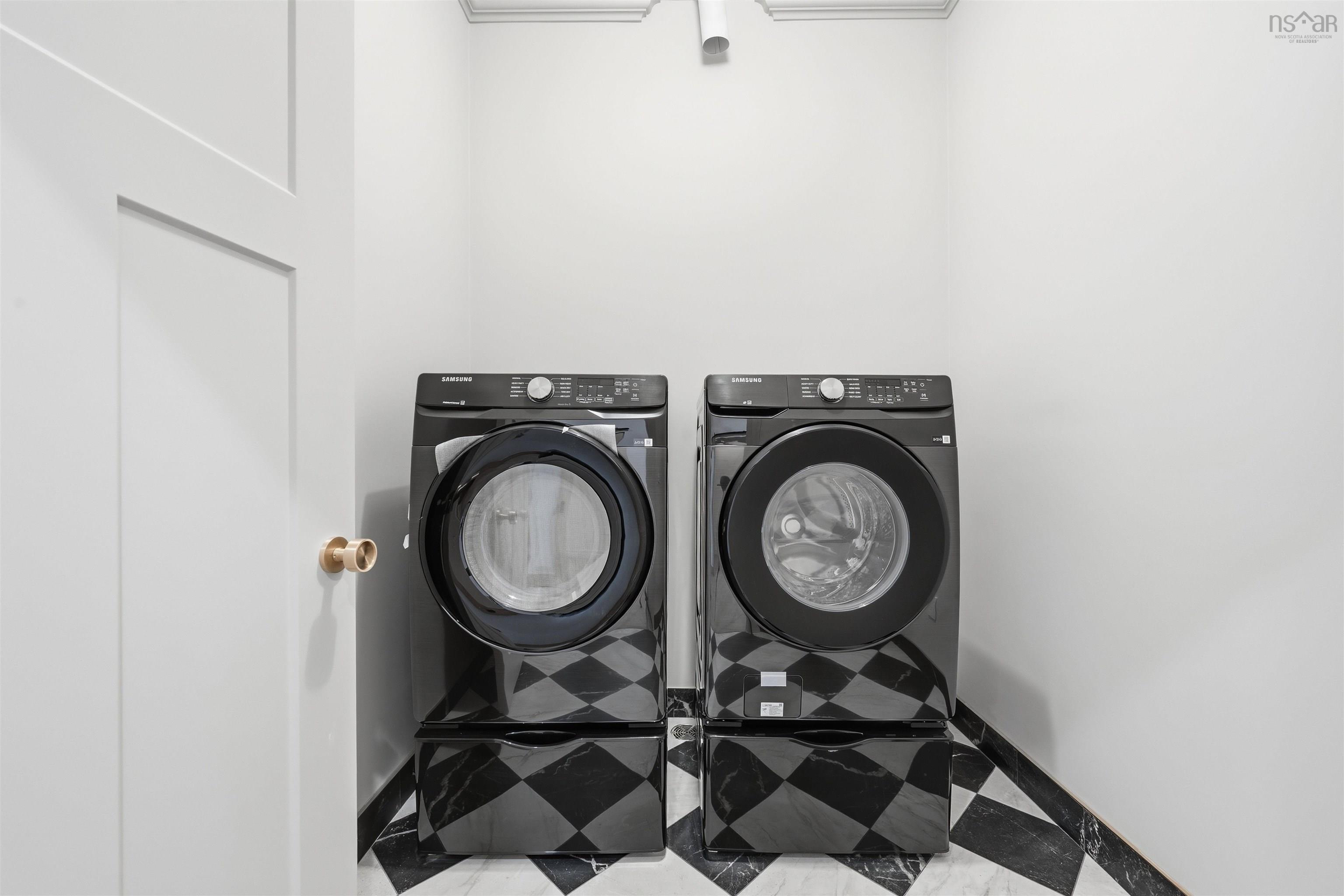 View image 17