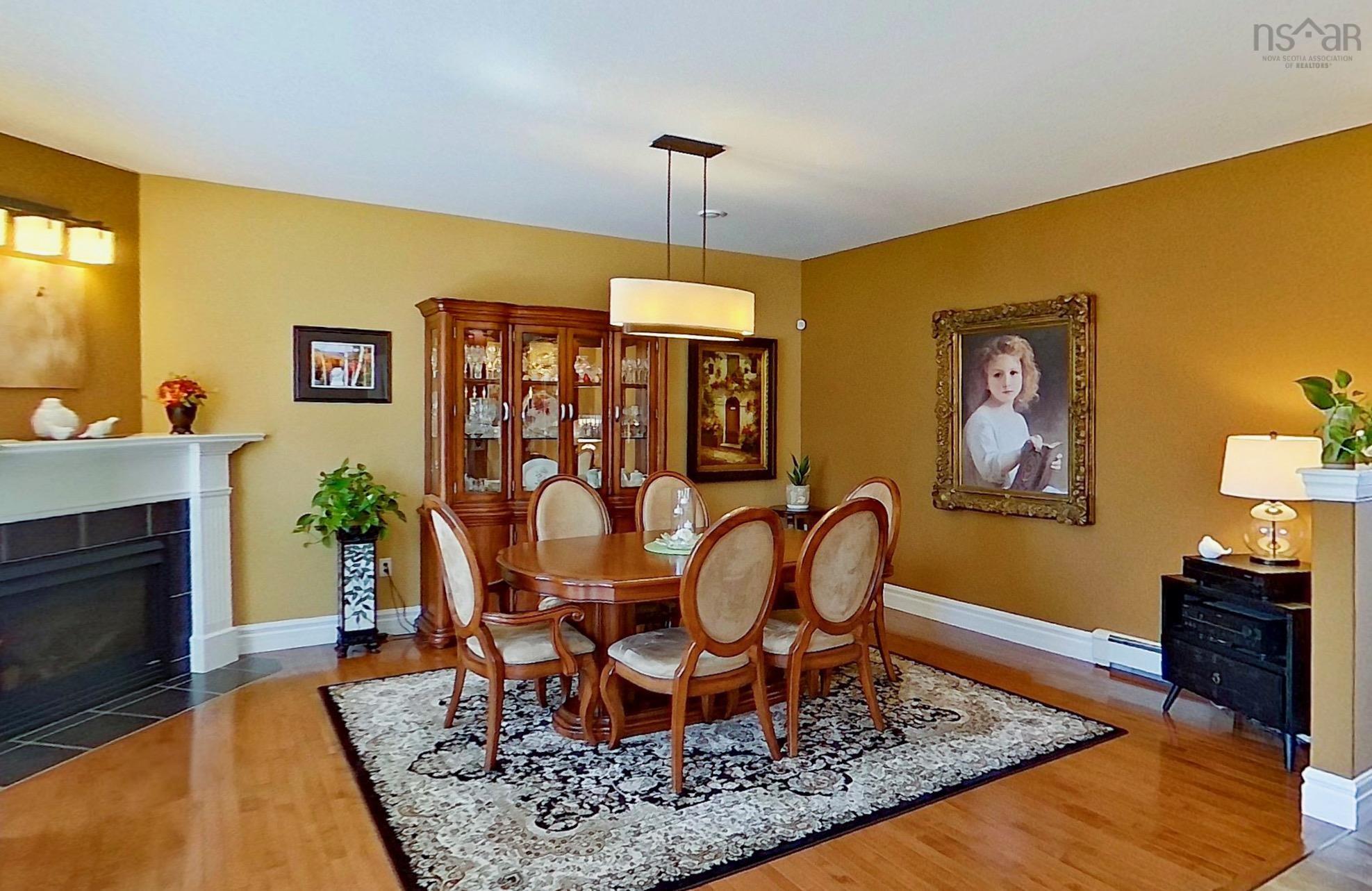 View image 11