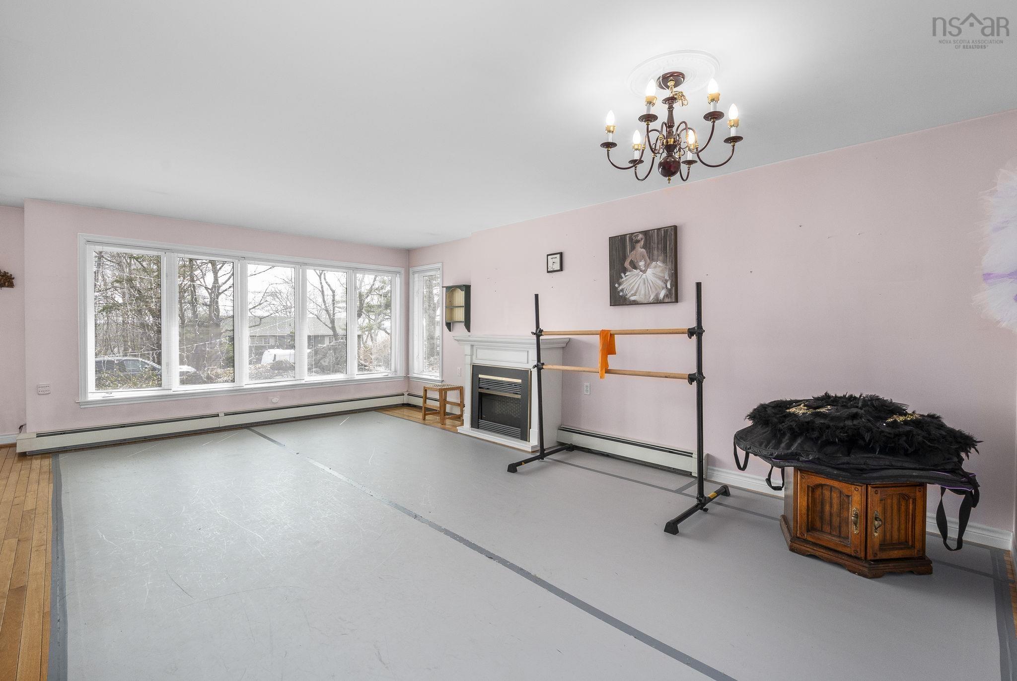 View image 36