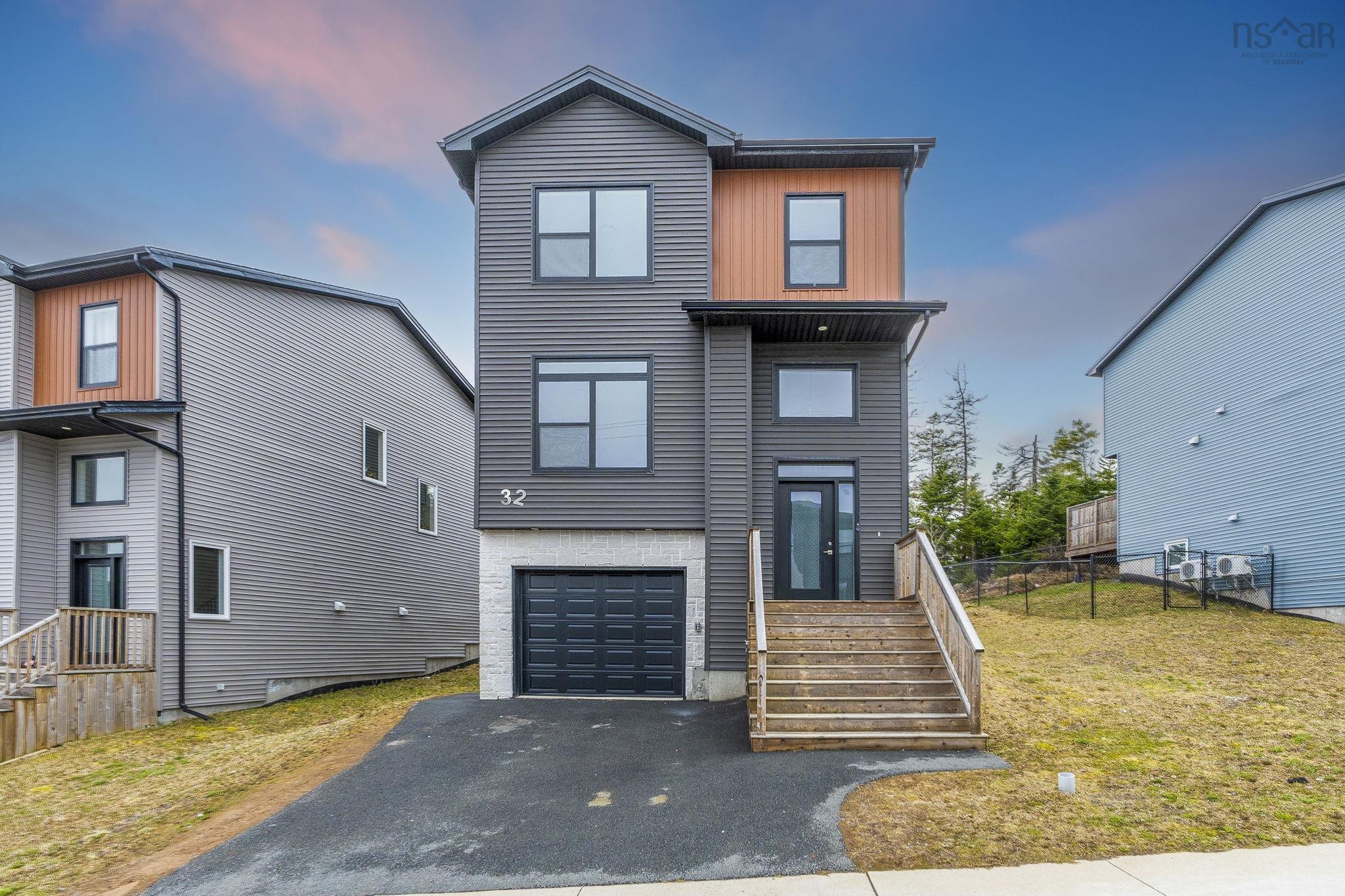 Thumbnail image for 32 Higgins Avenue MLS<sup>®</sup> 202608280