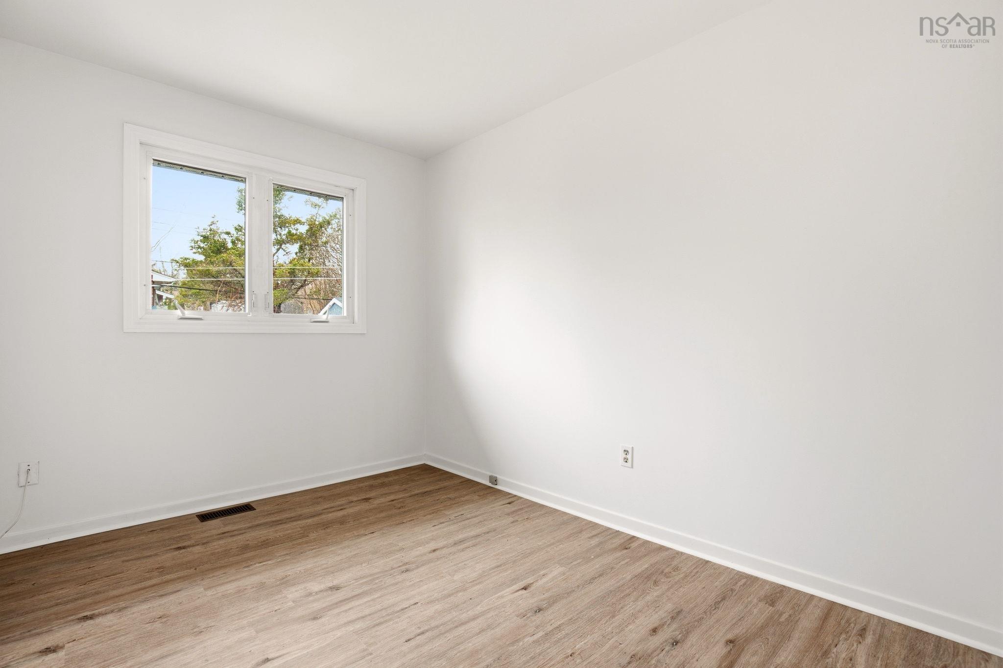 View image 17
