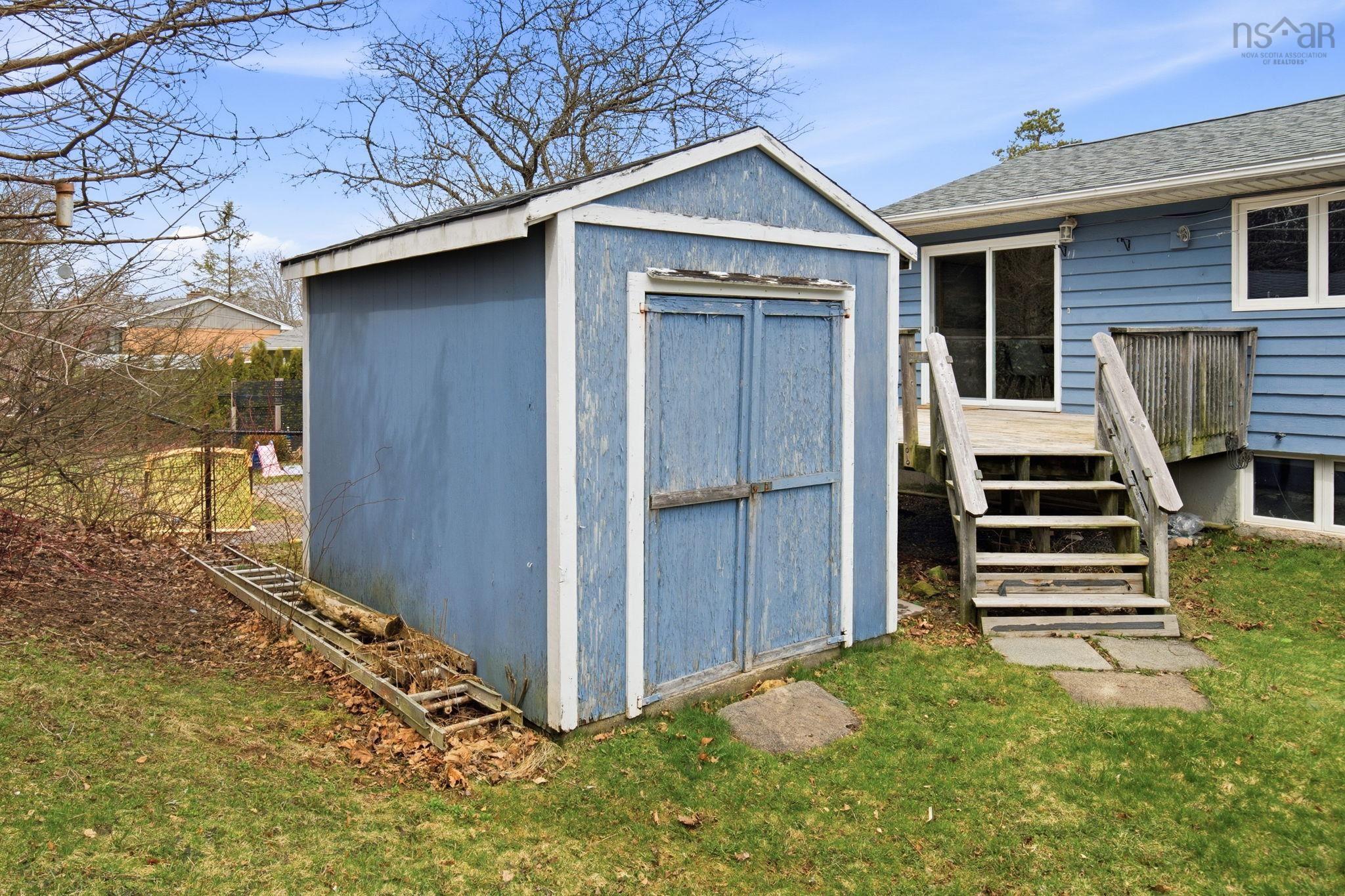 View image 32