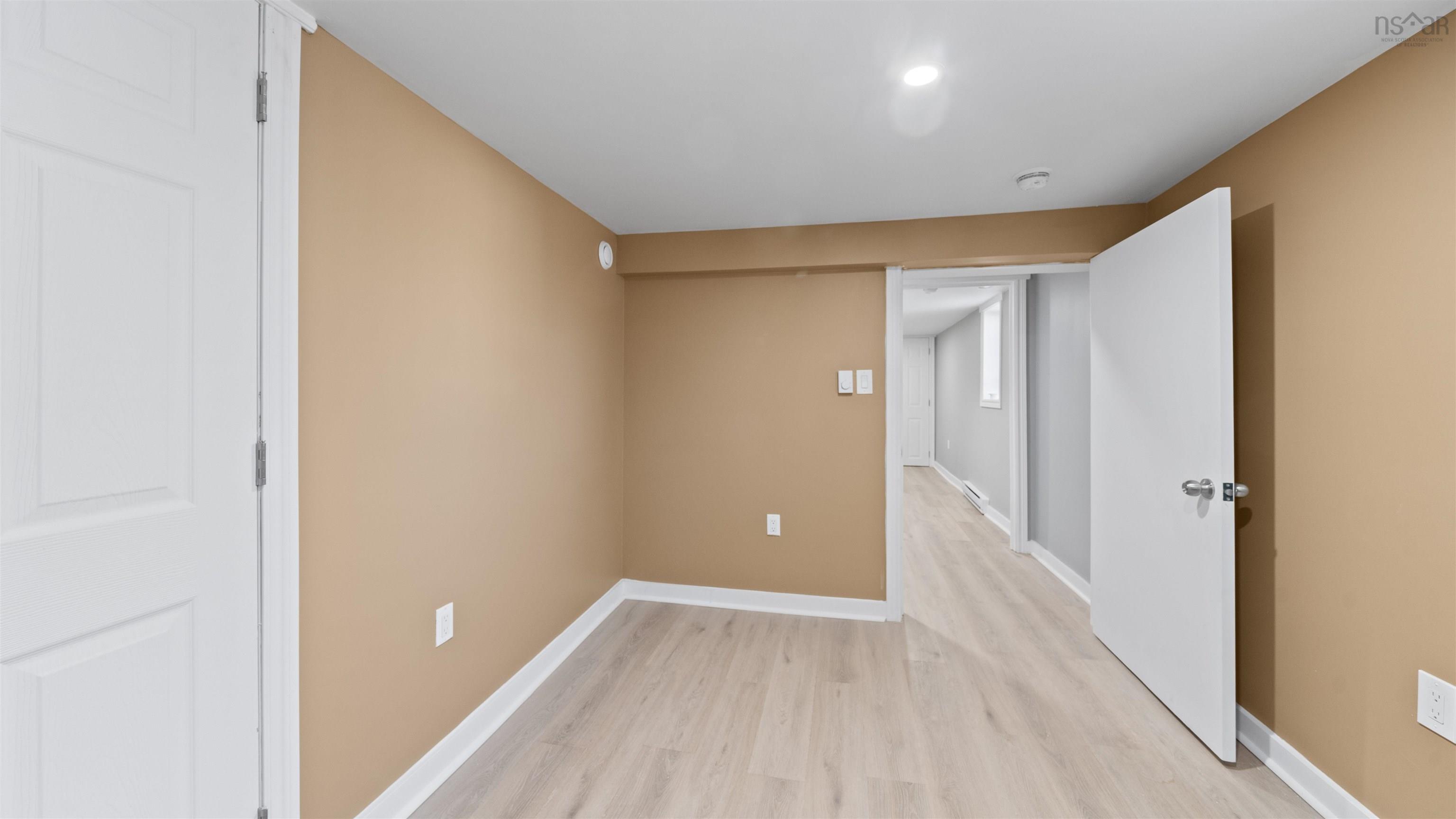 View image 9