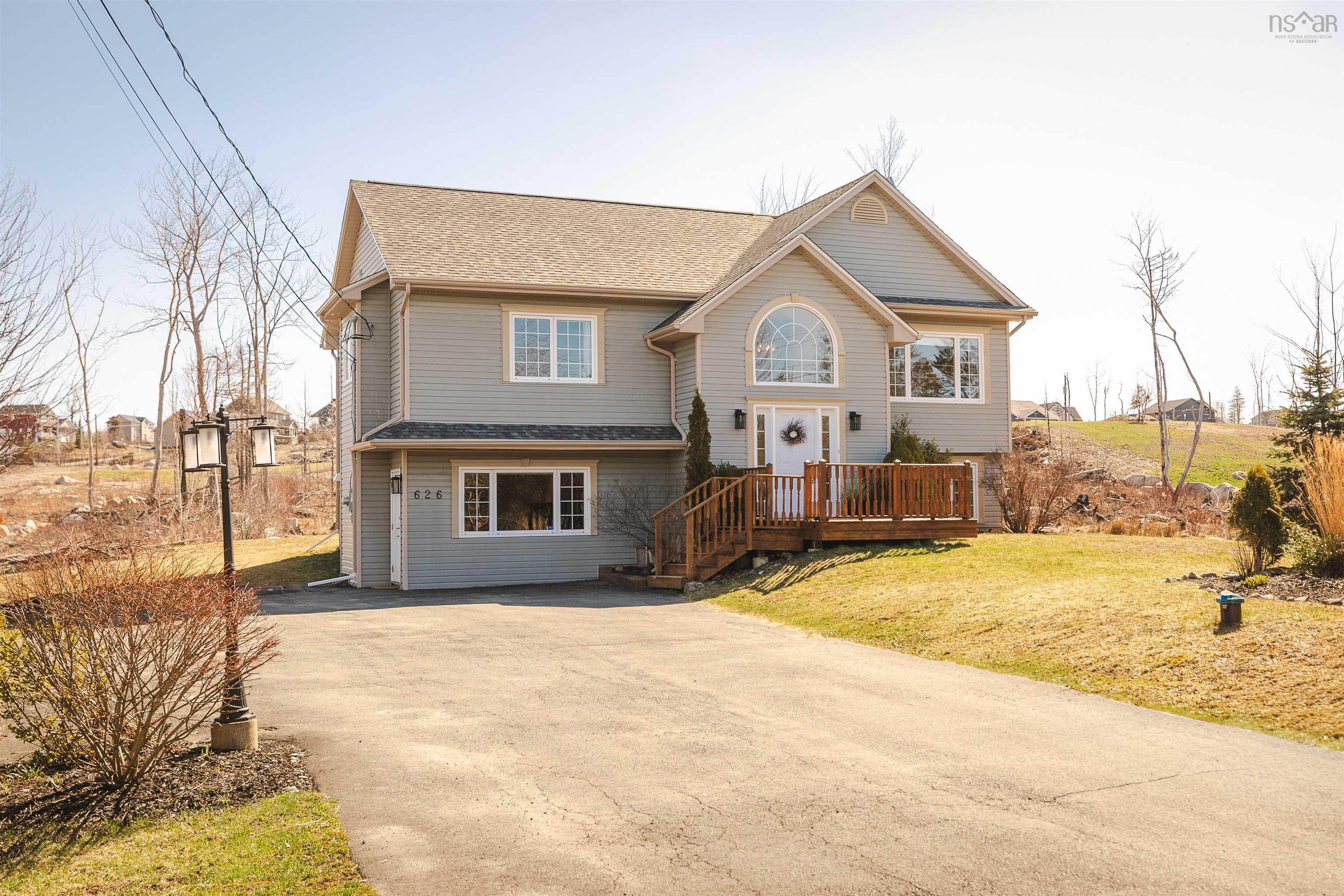 Thumbnail image for 626 Westwood Boulevard MLS<sup>®</sup> 202608345