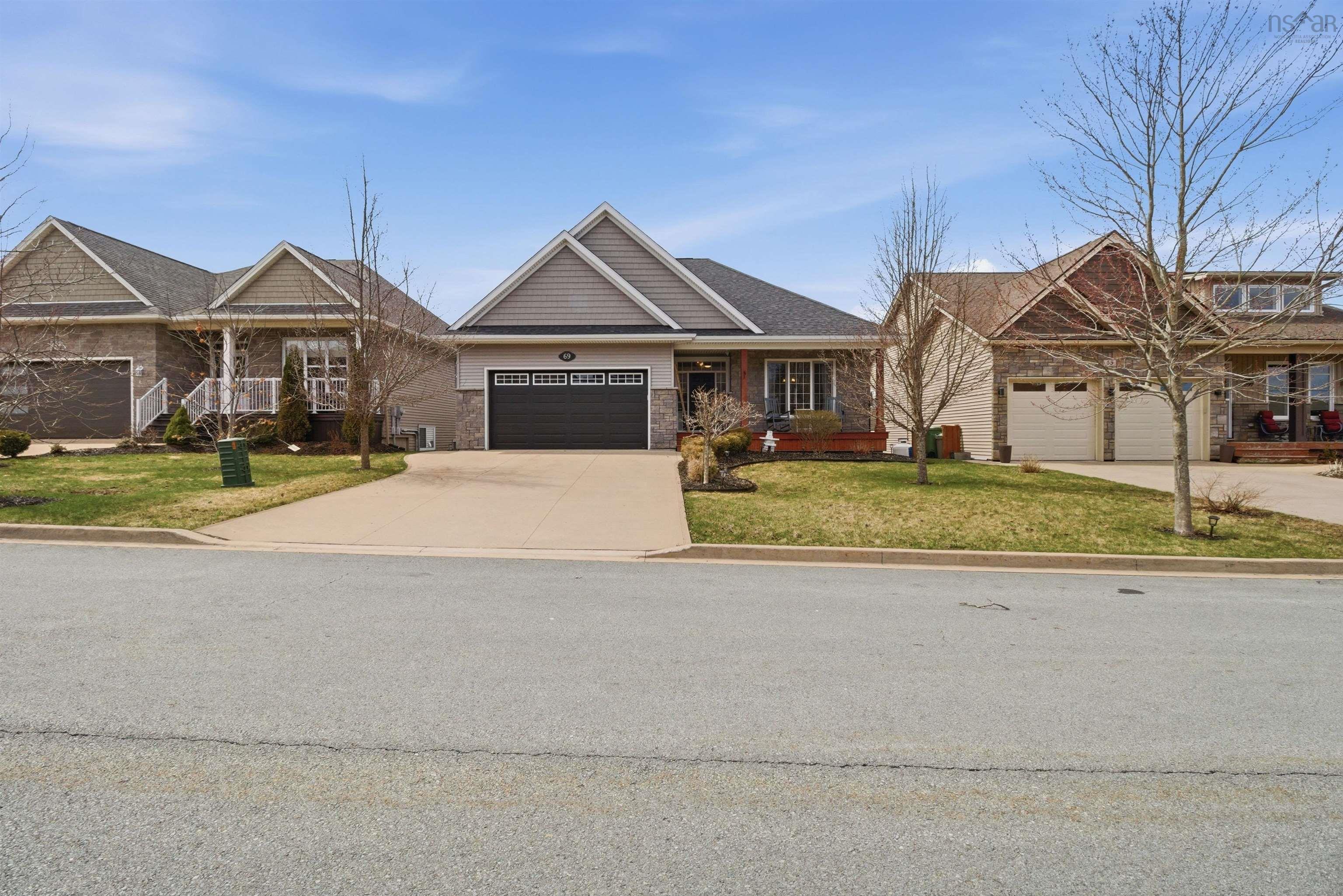 Thumbnail image for 69 Bradford Place MLS<sup>®</sup> 202608357
