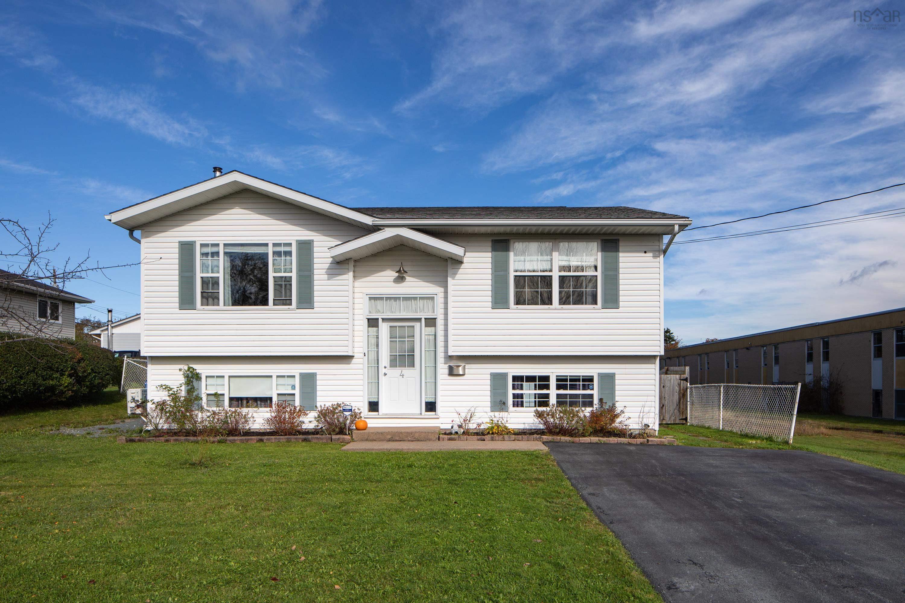 Thumbnail image for 4 Evergreen Drive MLS<sup>®</sup> 202608368