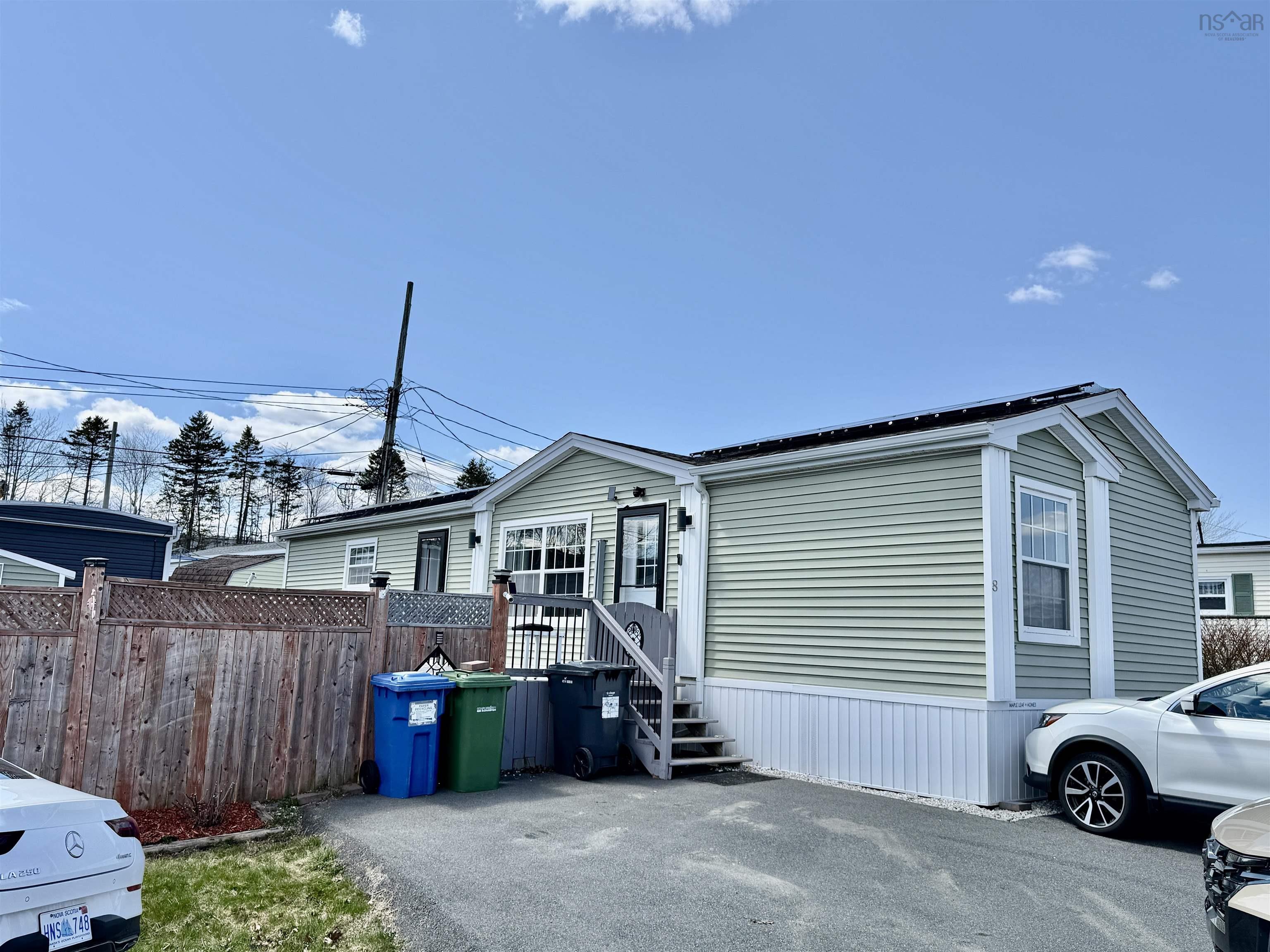 Thumbnail image for 8 Wilson Avenue MLS<sup>®</sup> 202608371