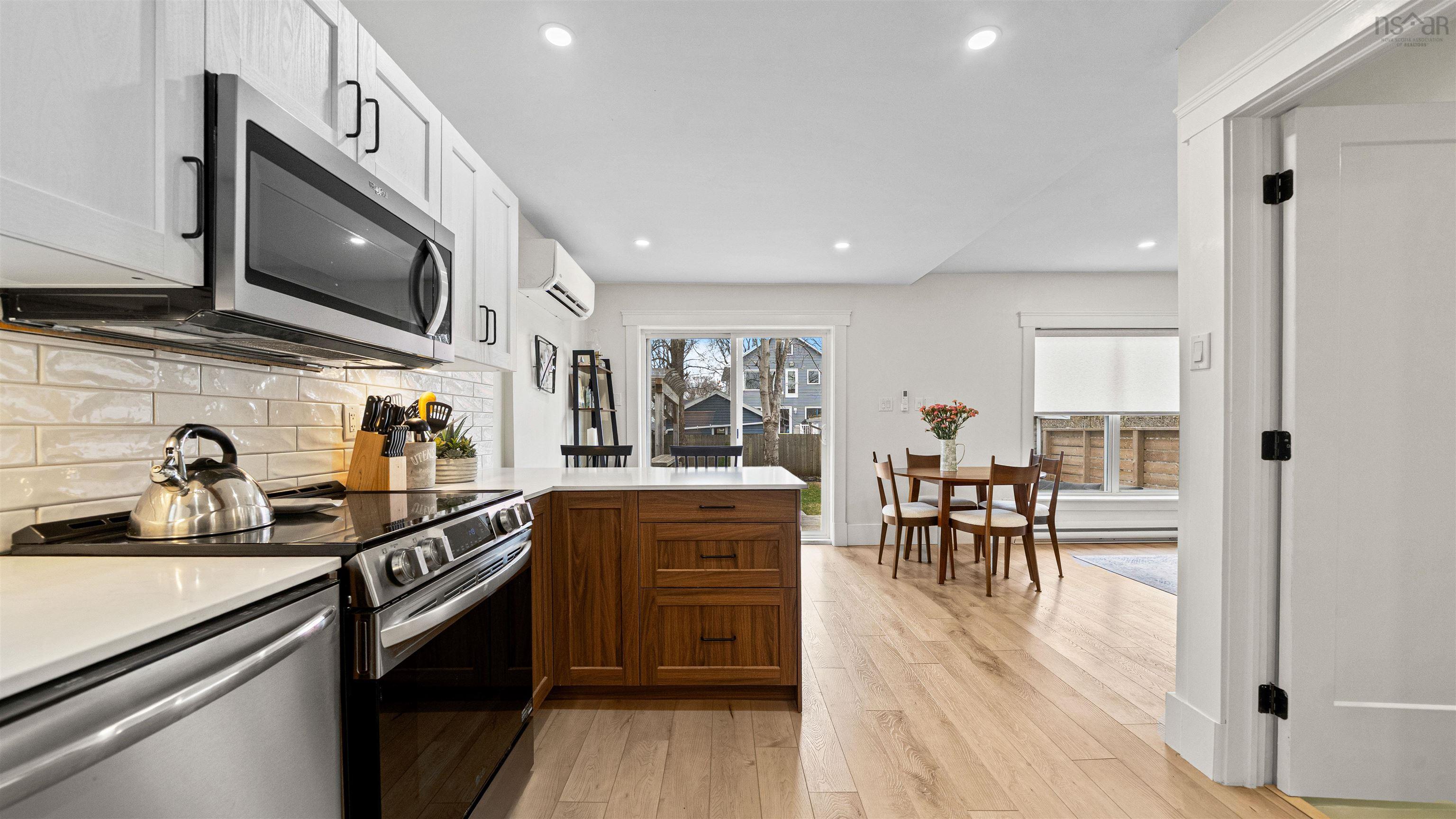 View image 10