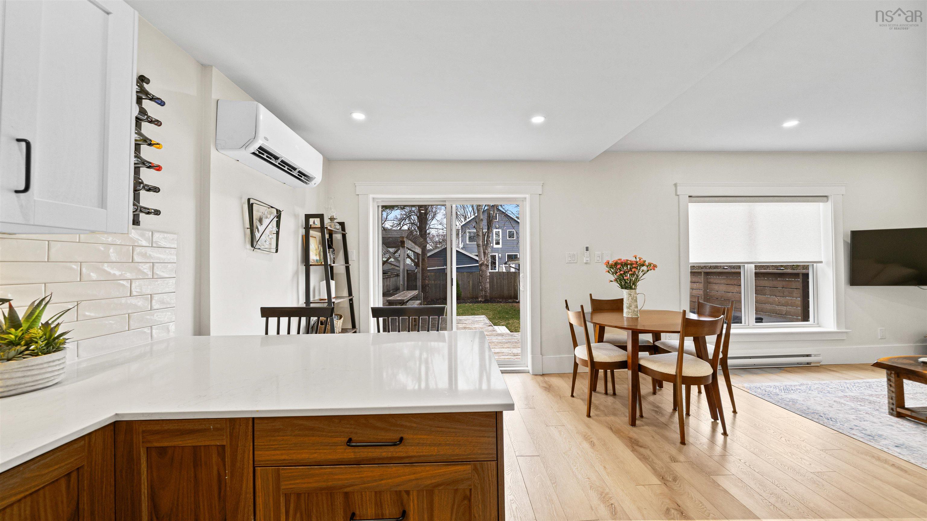 View image 11