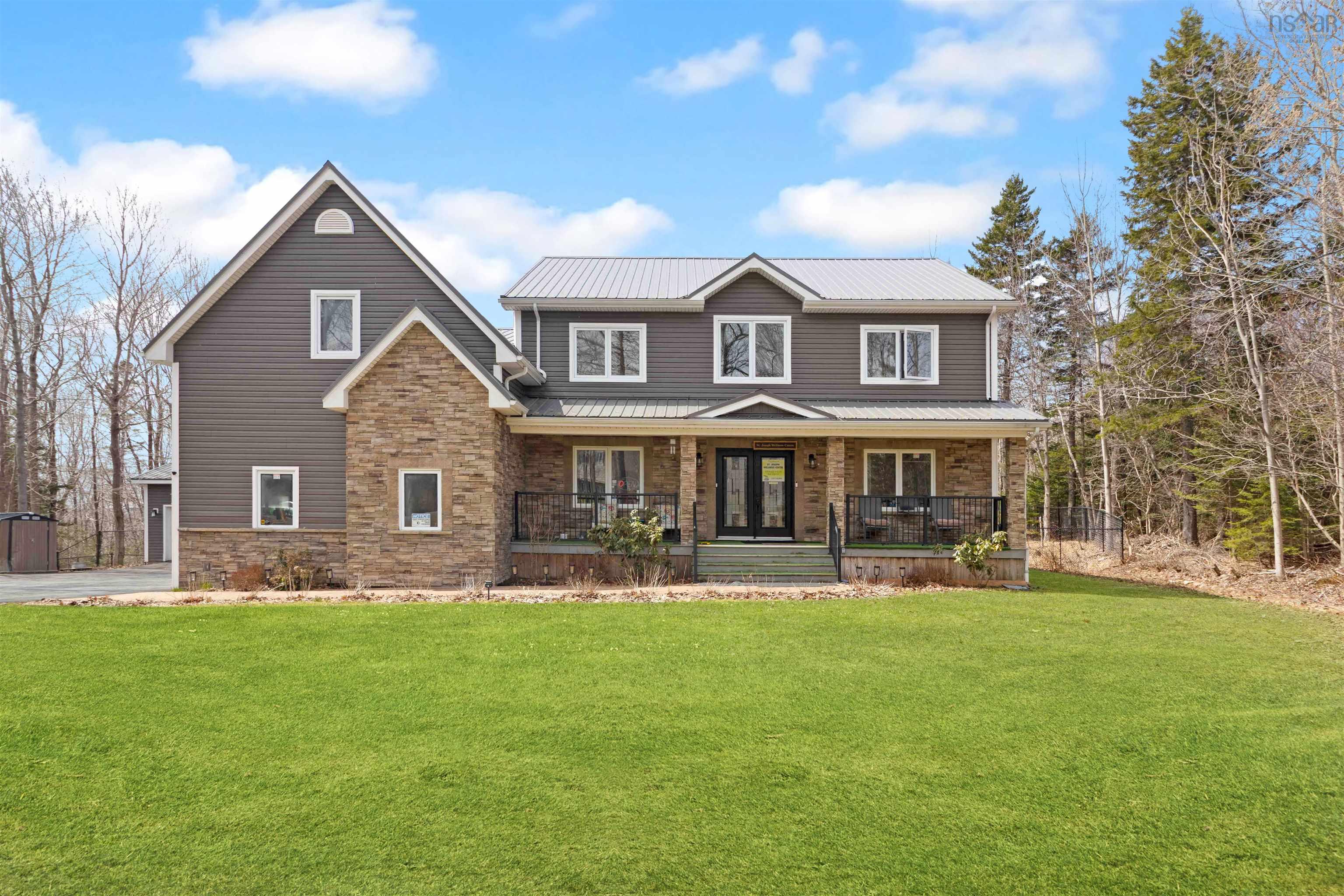 Thumbnail image for 118 Stone Mount Drive MLS<sup>®</sup> 202608494