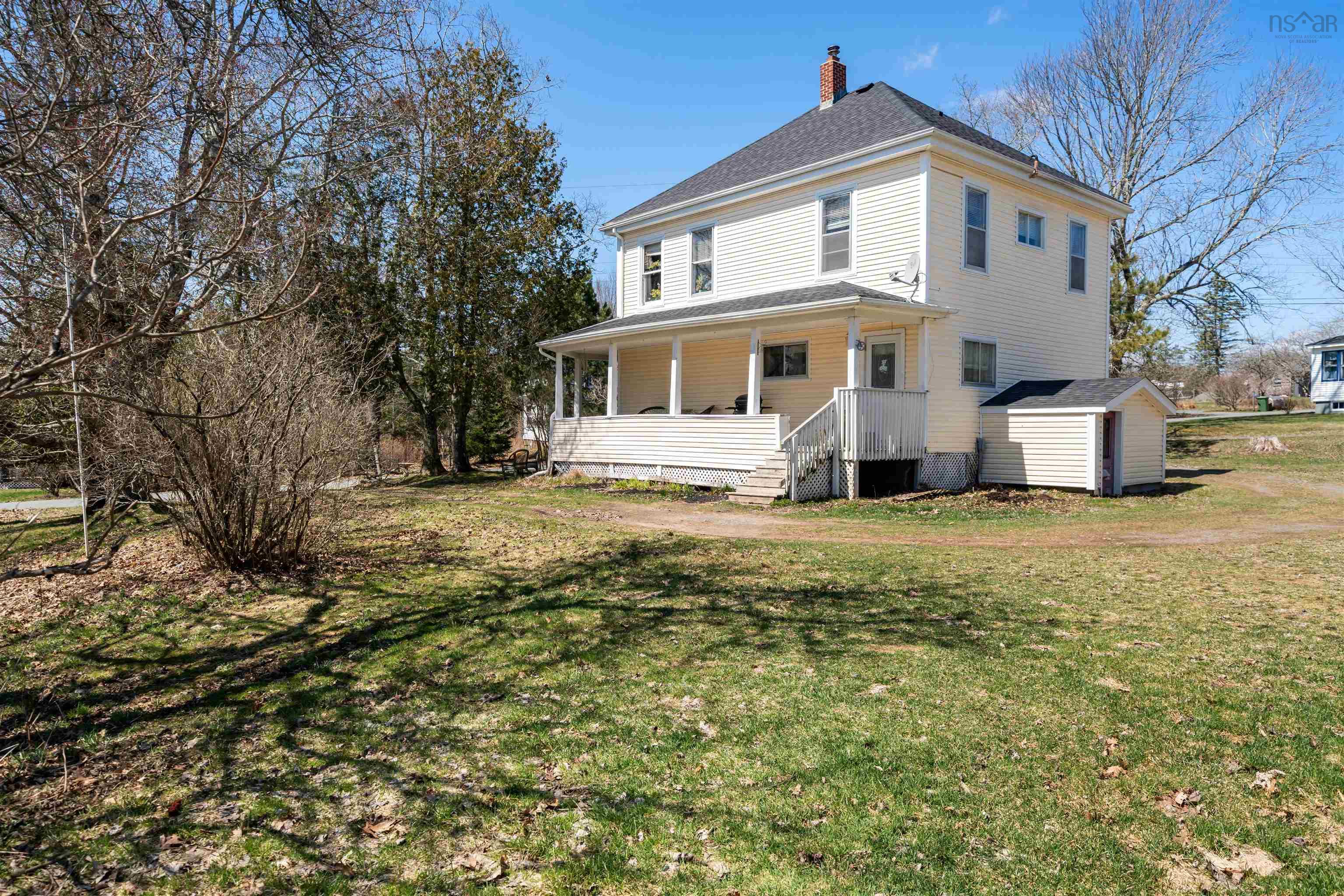 Thumbnail image for 28 Maple Drive MLS<sup>®</sup> 202608538