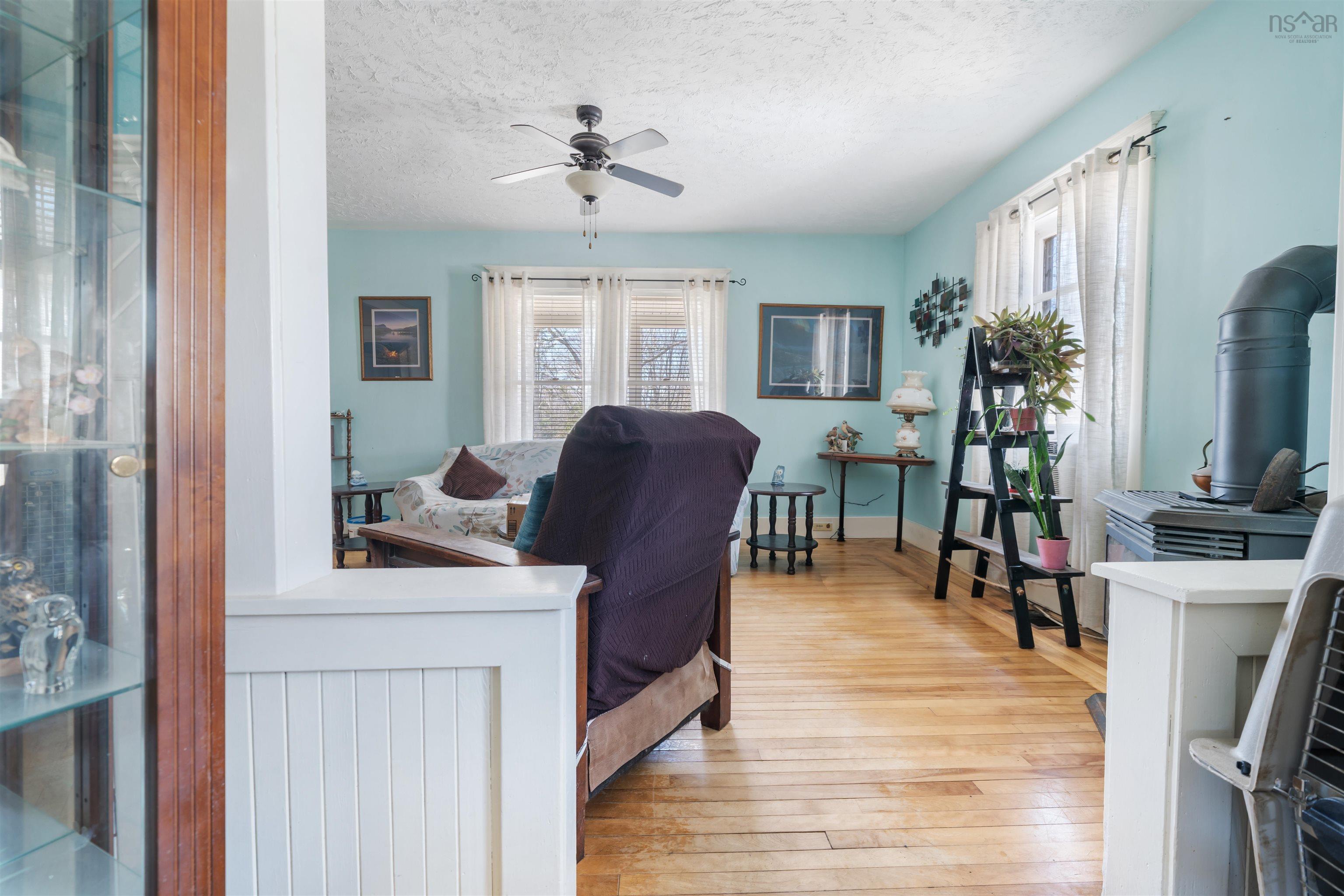 View image 11