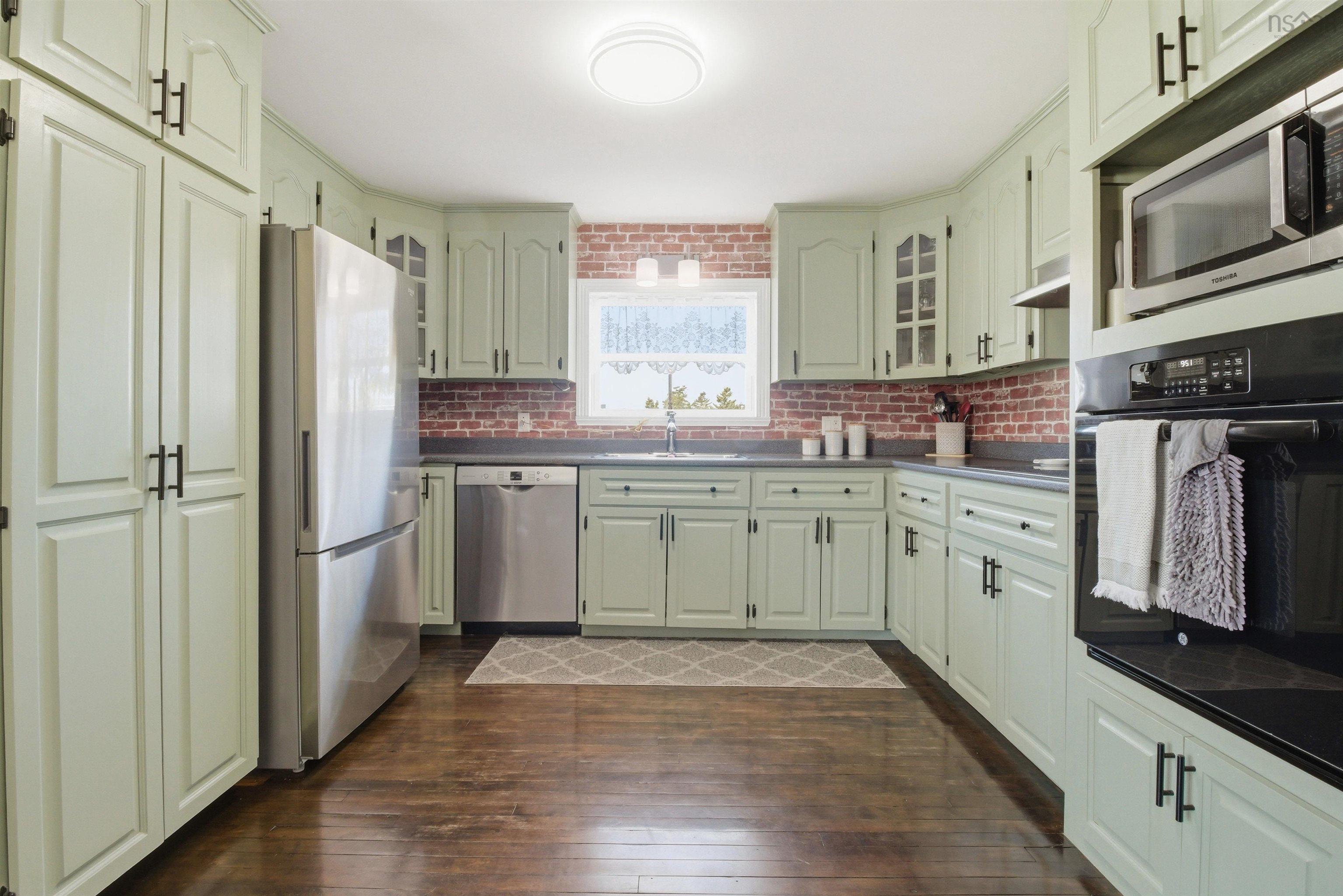 View image 9
