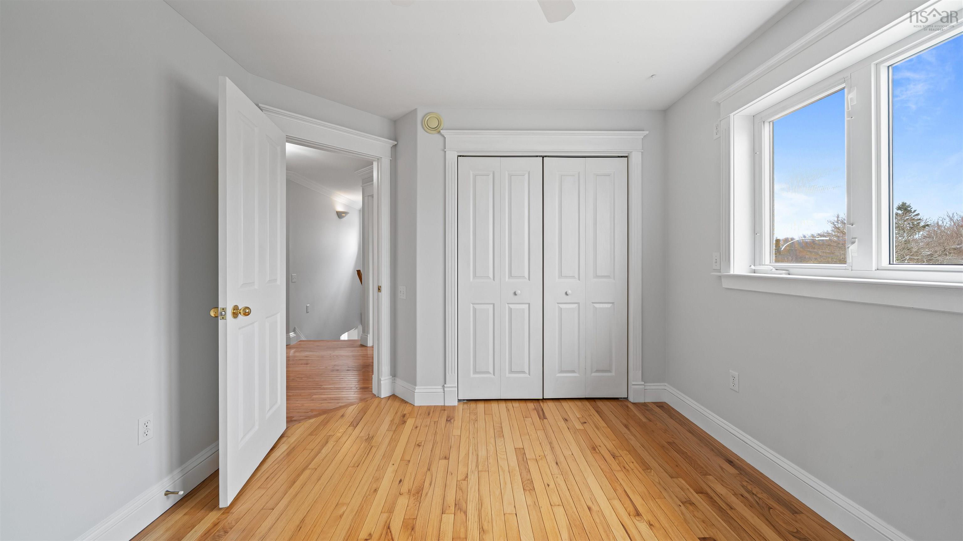 View image 25