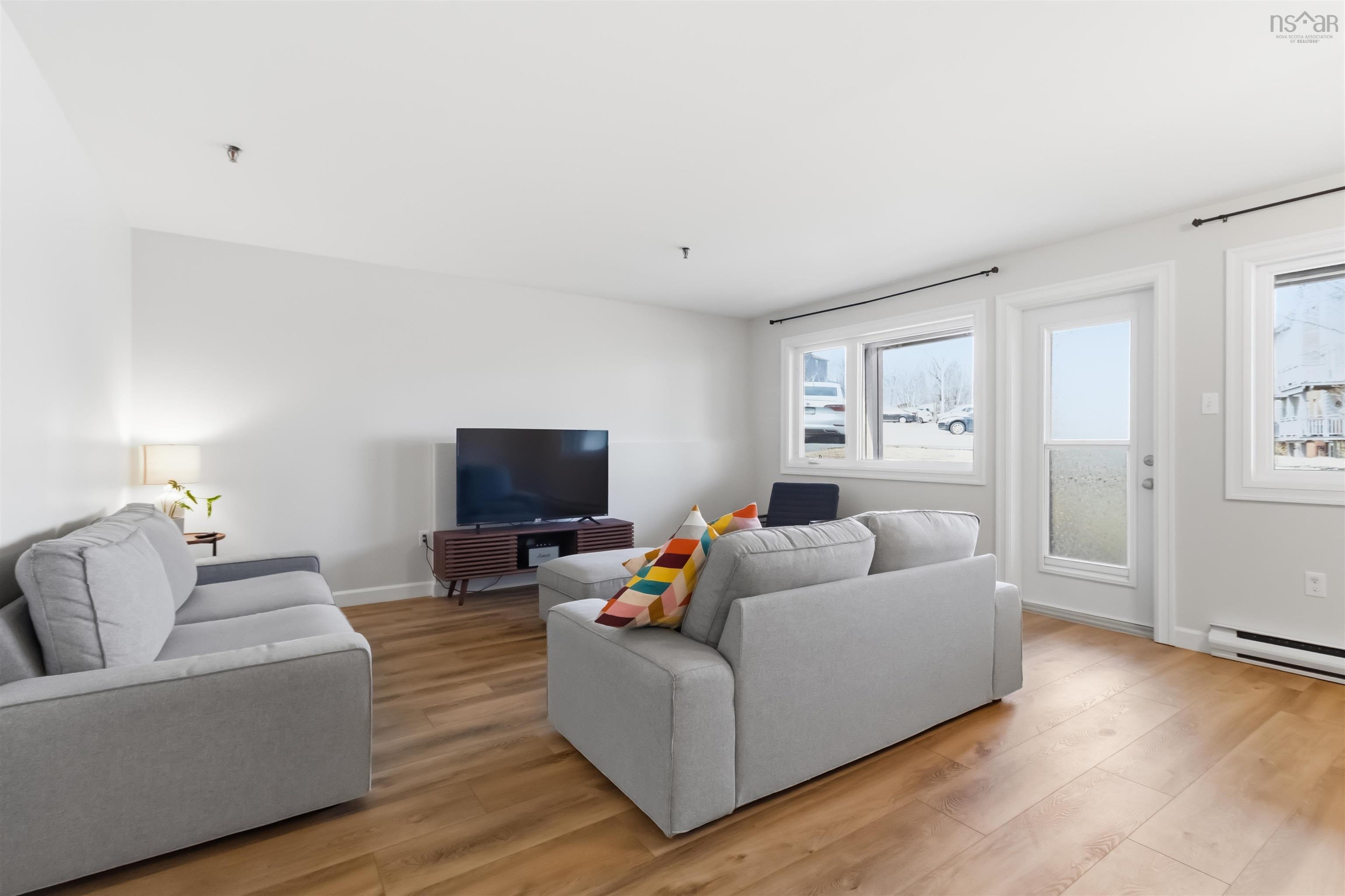 View image 10