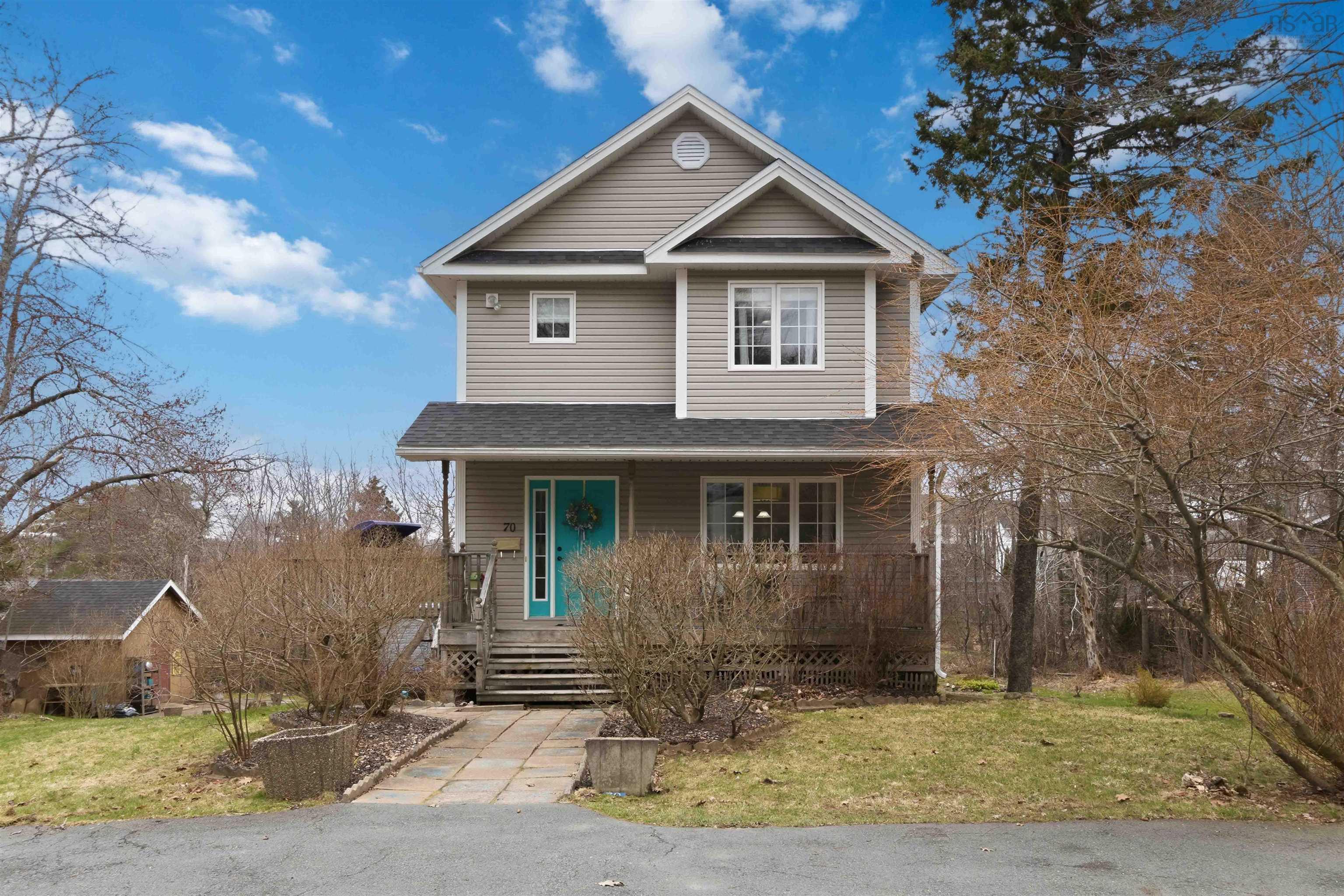 Thumbnail image for 70 Hillside Avenue MLS<sup>®</sup> 202608691