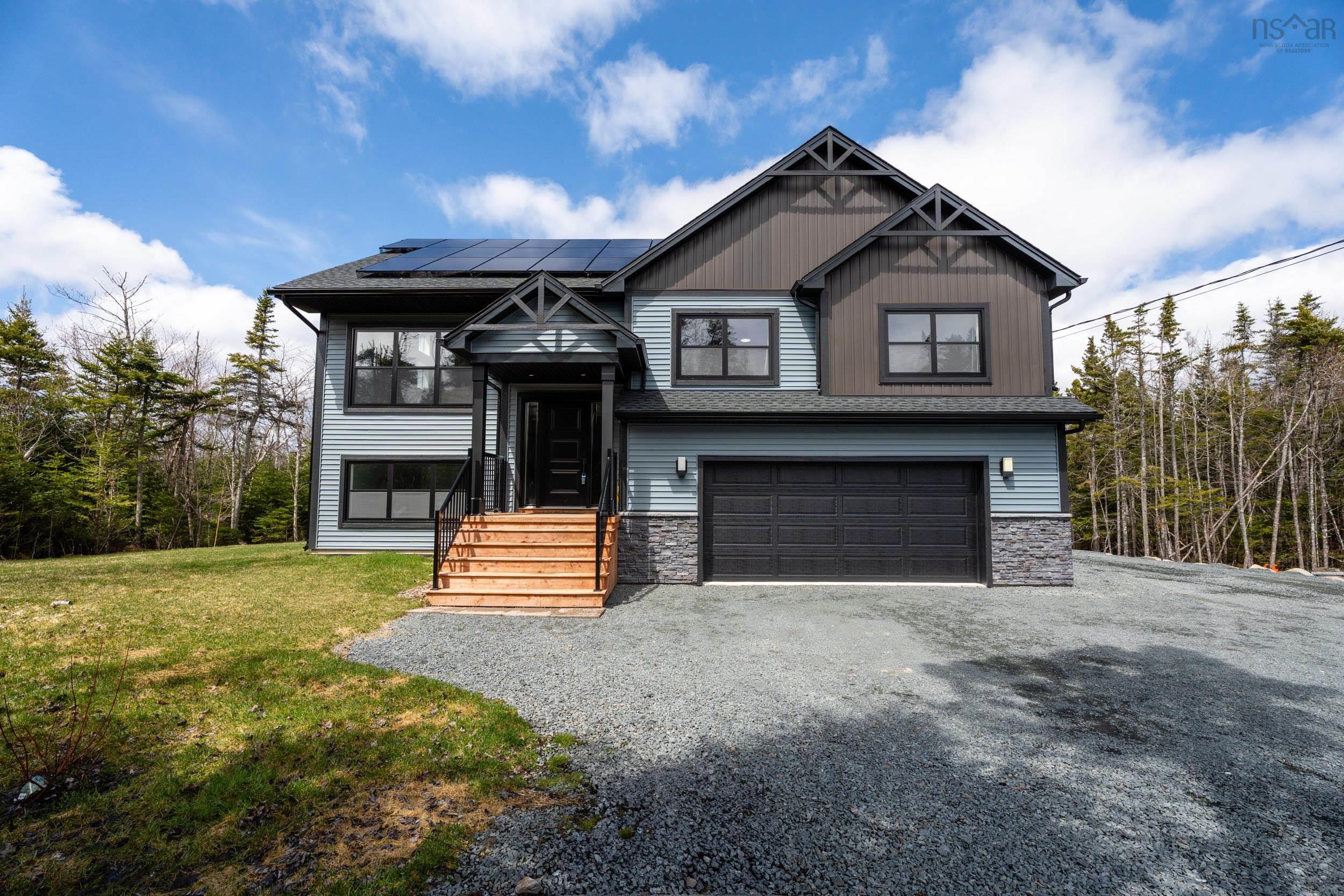 Thumbnail image for 215 Portovista Drive MLS<sup>®</sup> 202608714