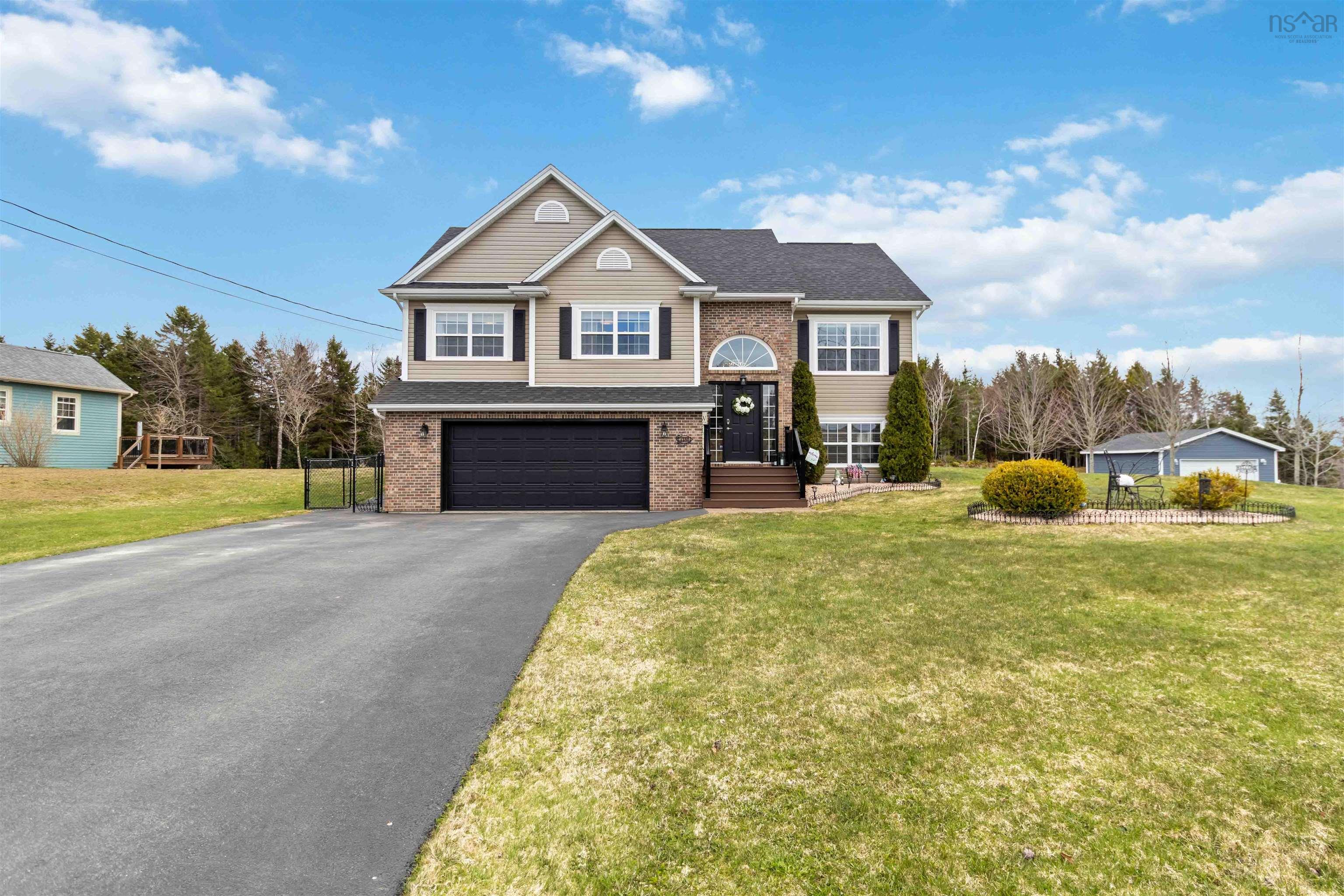 Thumbnail image for 1160 Westwood Blvd Boulevard MLS<sup>®</sup> 202608772