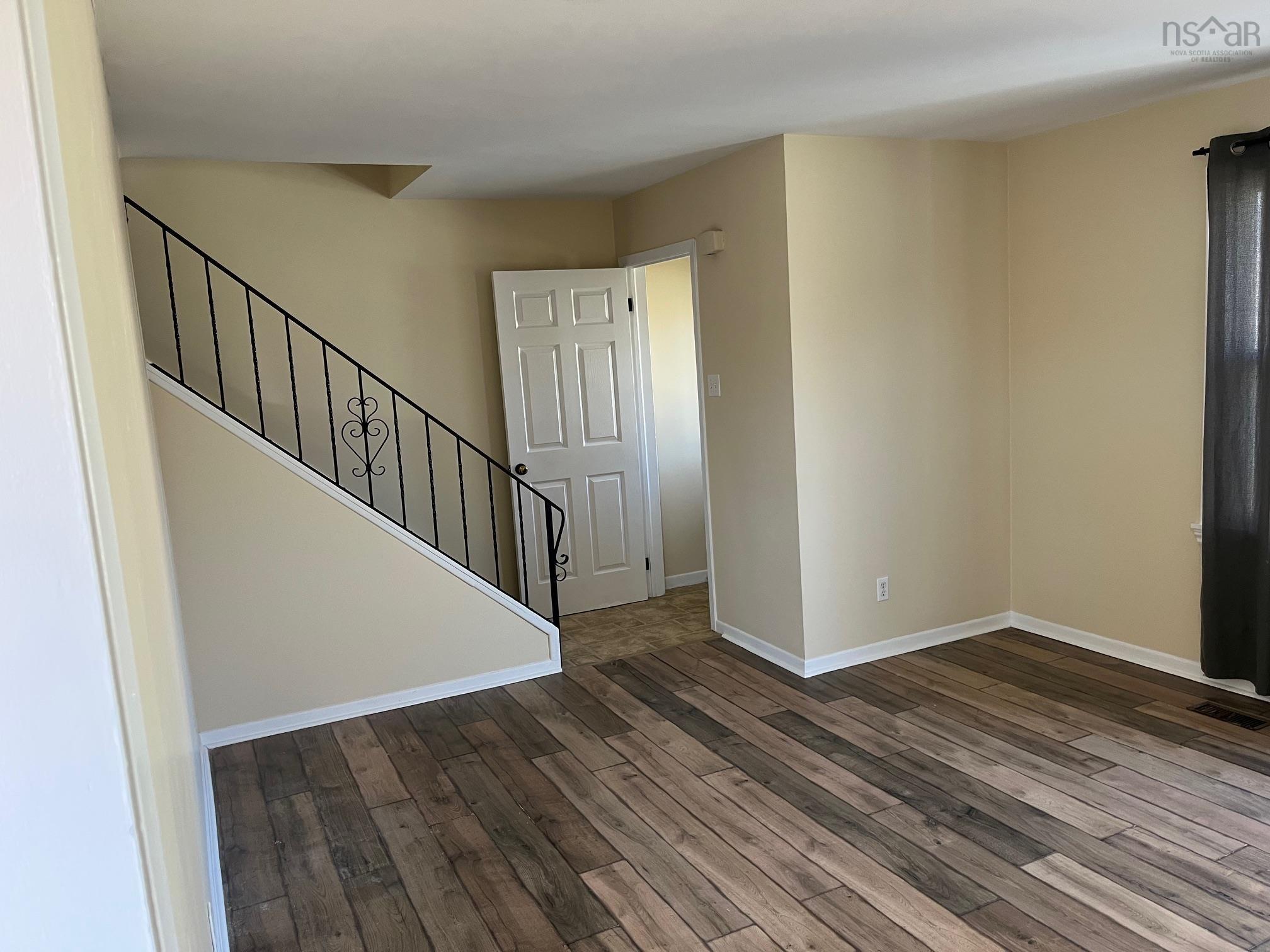 View image 12