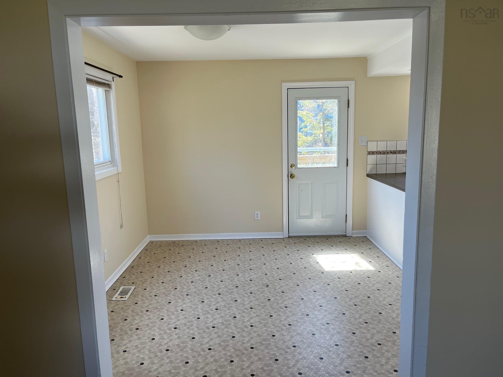 View image 8