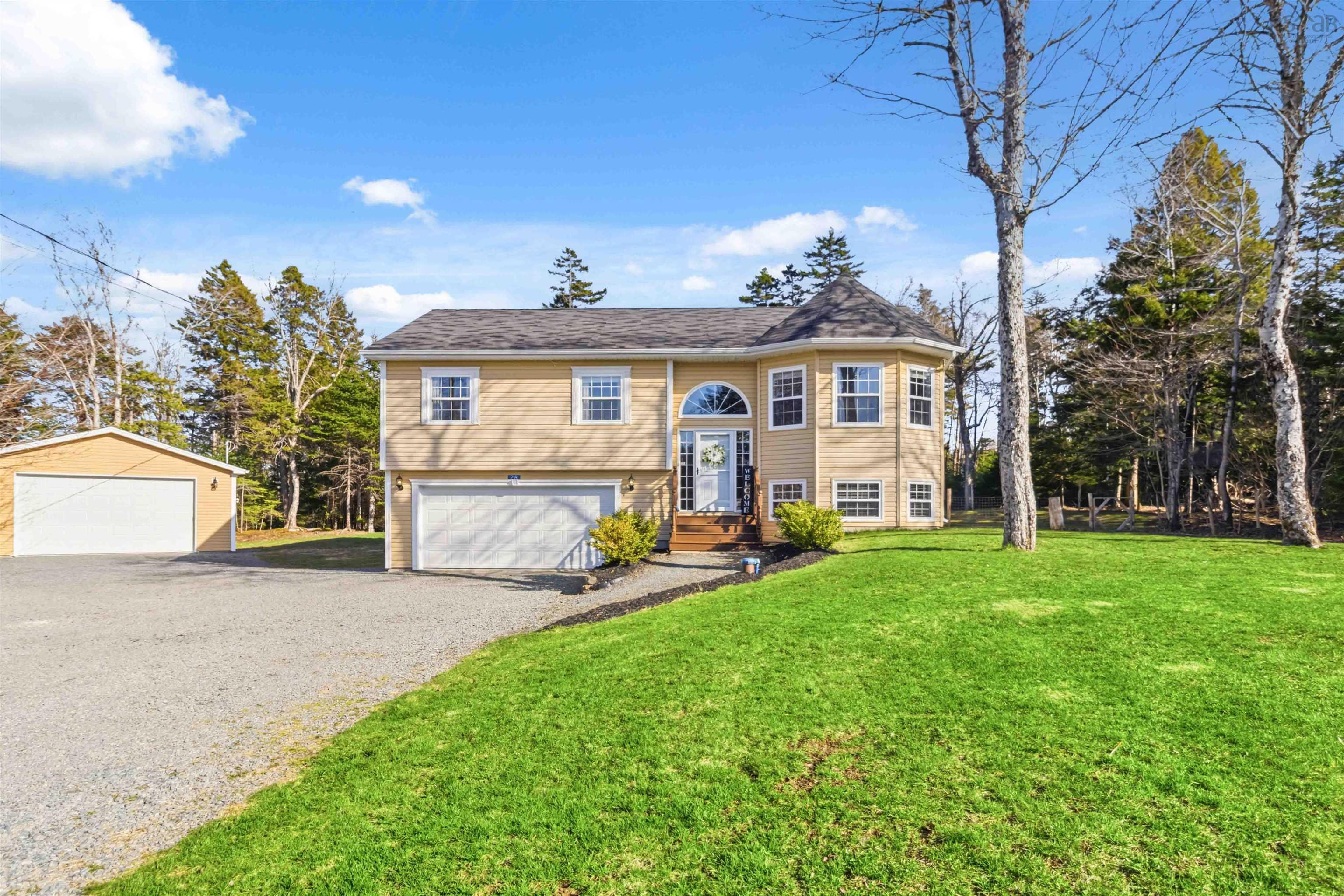 Thumbnail image for 28 Tenshire Court MLS<sup>®</sup> 202608814