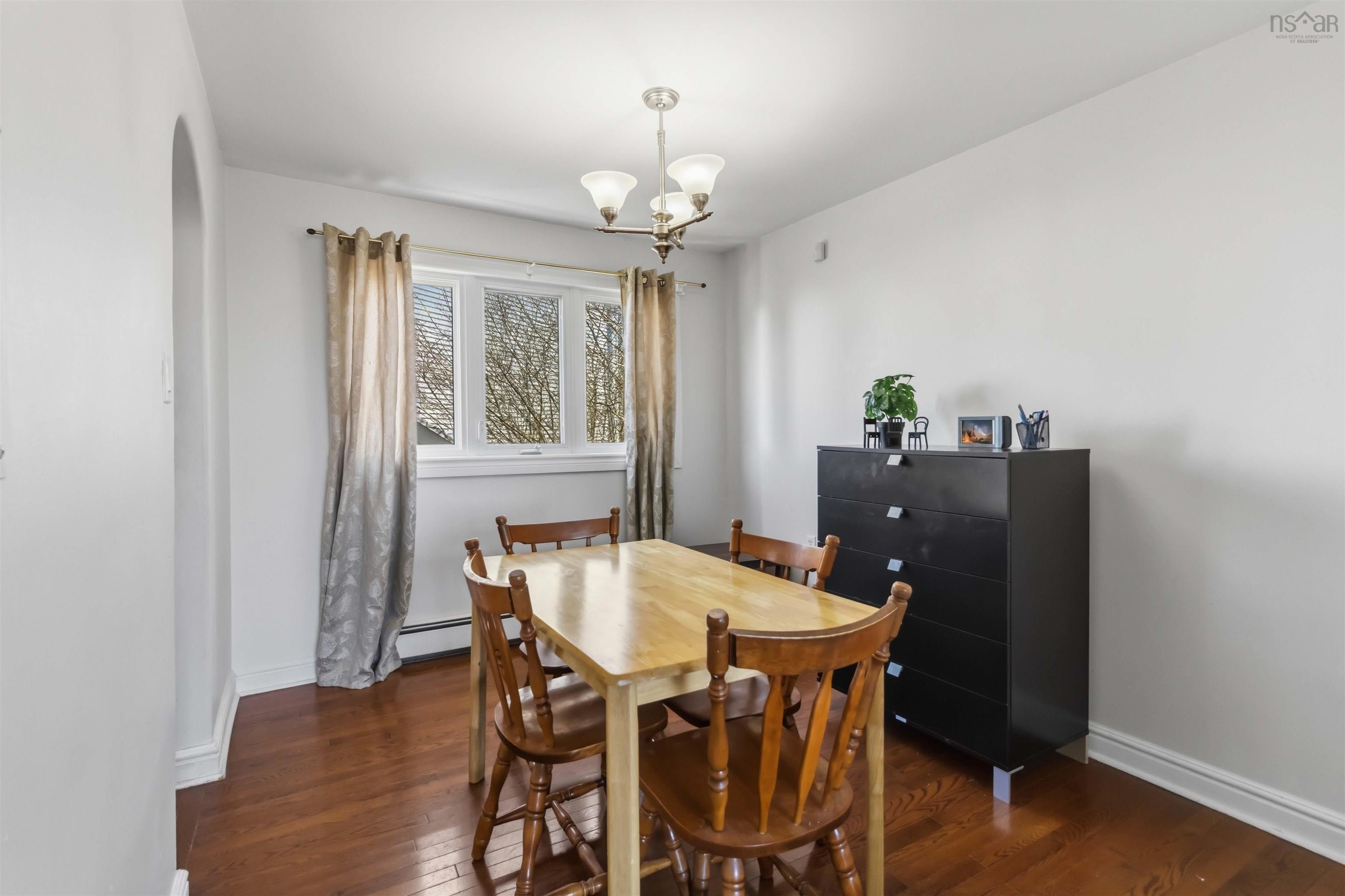 View image 11