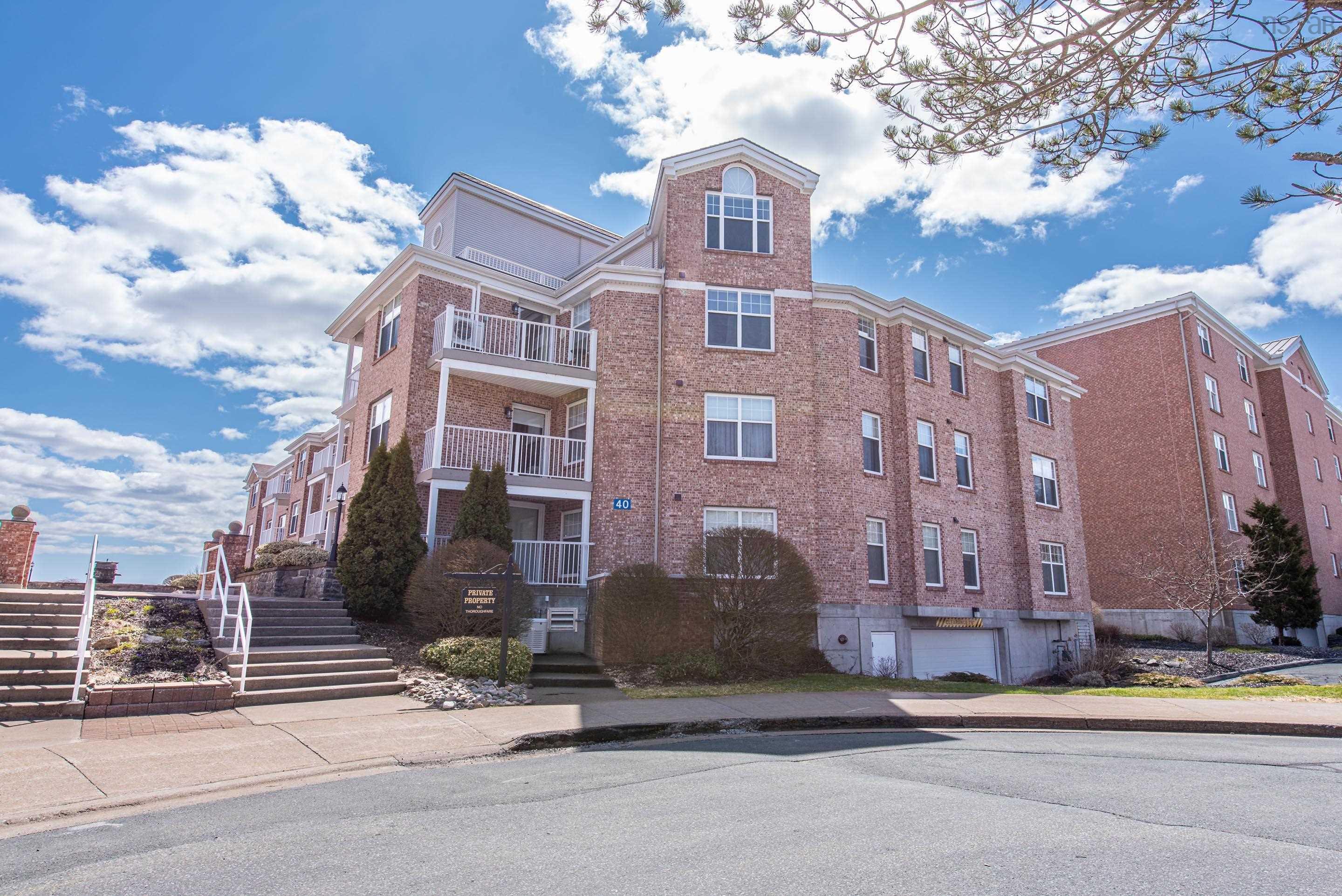 Thumbnail image for 304 40 Waterfront Drive MLS<sup>®</sup> 202608988