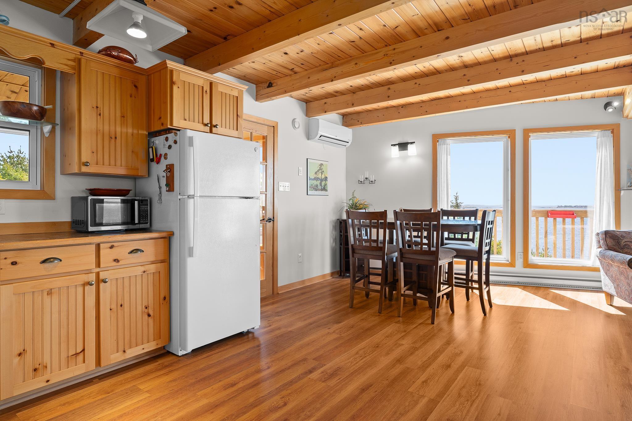 View image 12