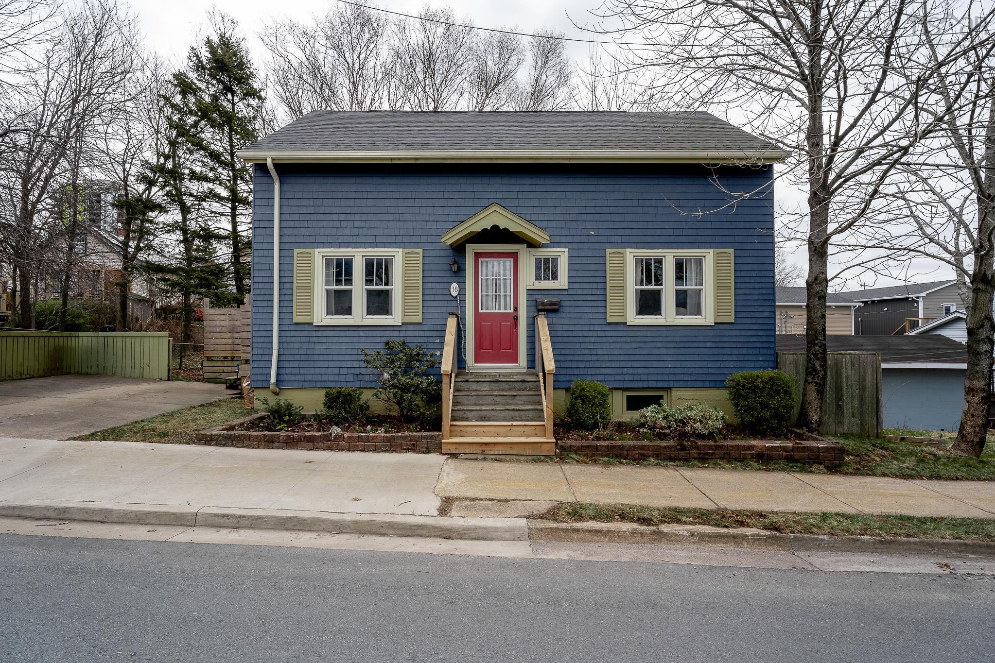 Thumbnail image for 38 Jamieson Street MLS<sup>®</sup> 202609052