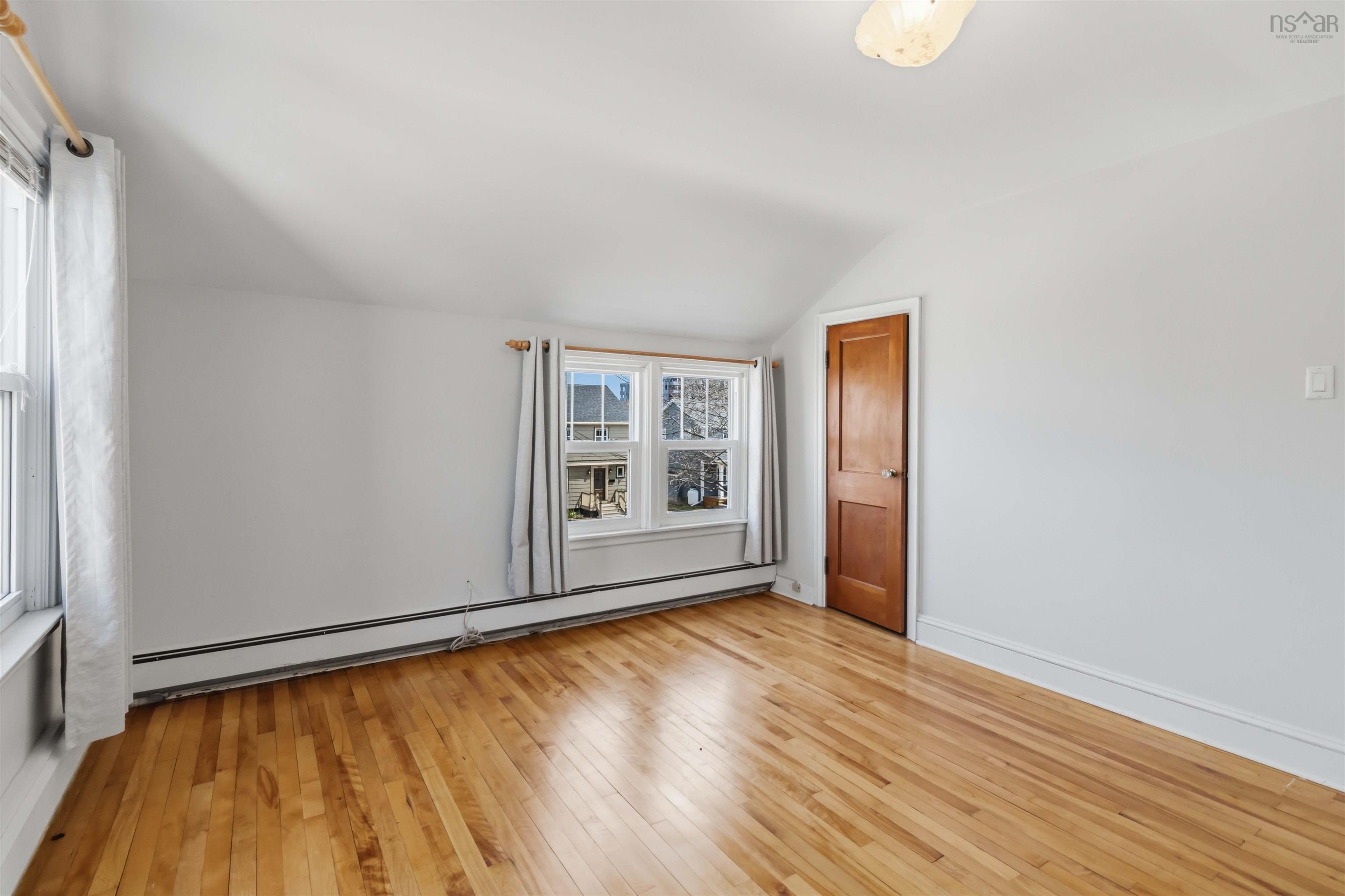 View image 18