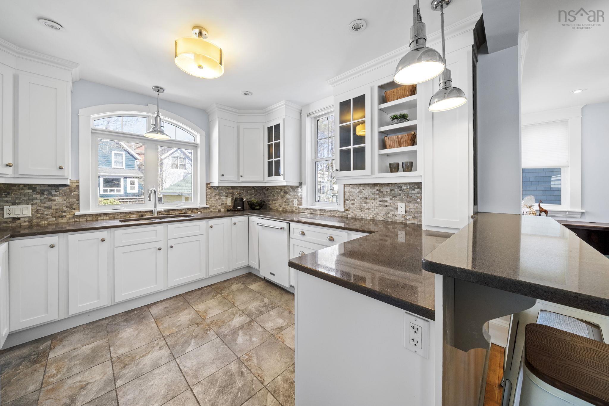 View image 17