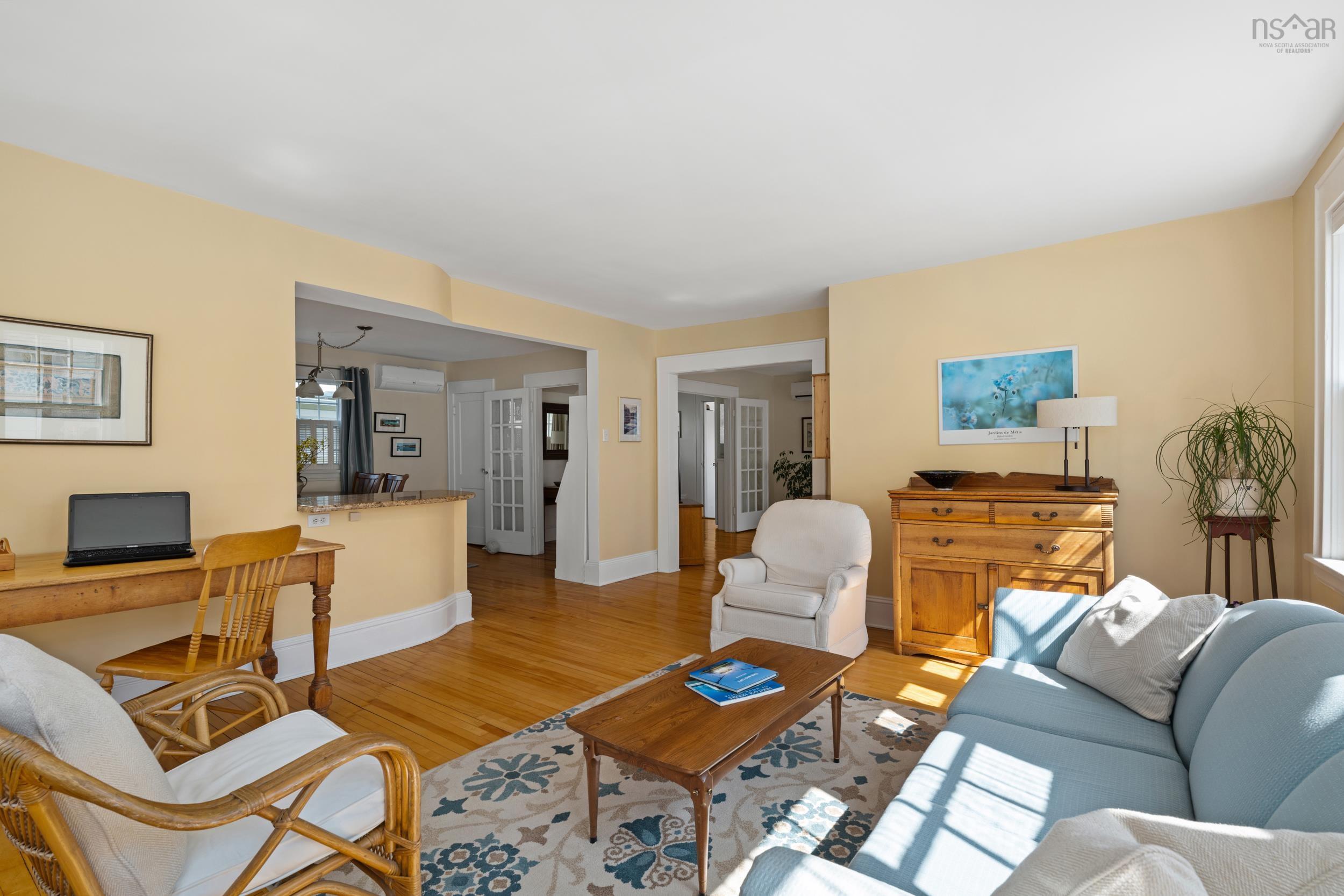 View image 17