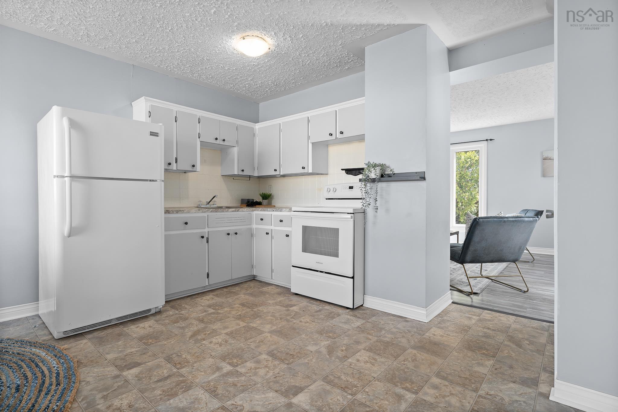 View image 11