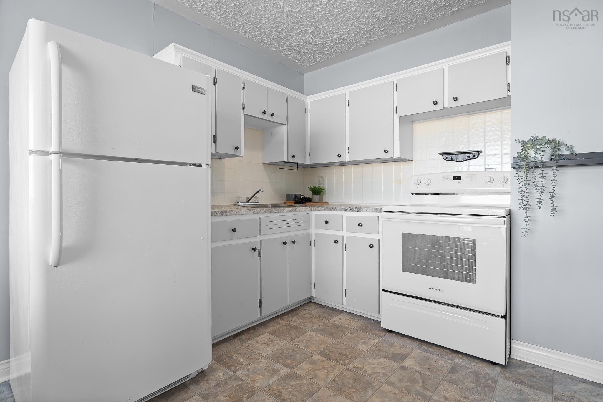 View image 12