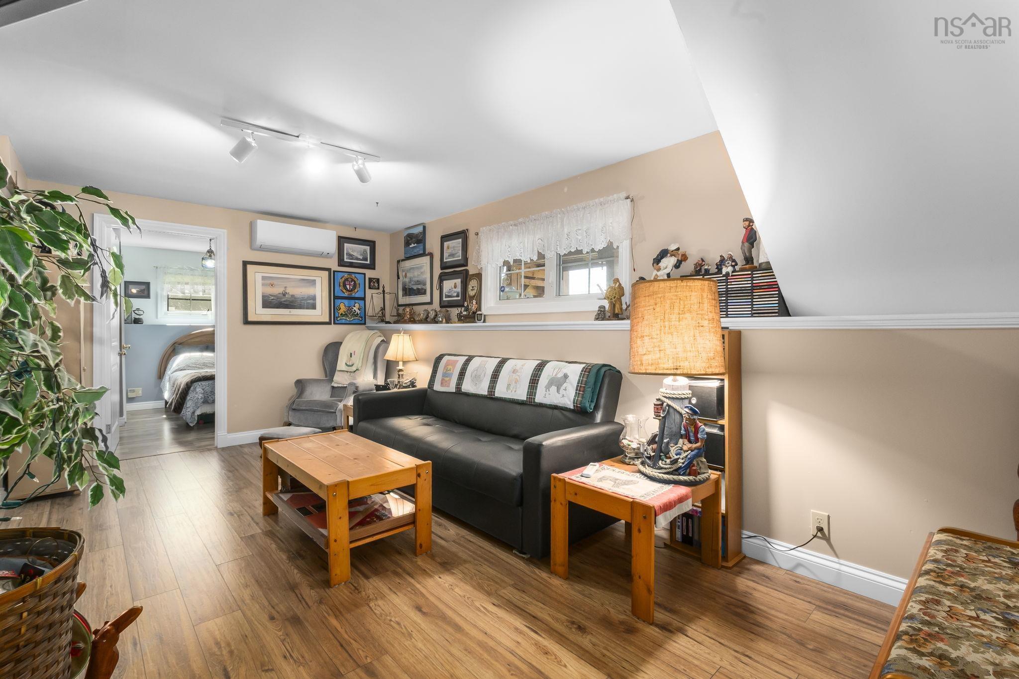 View image 15