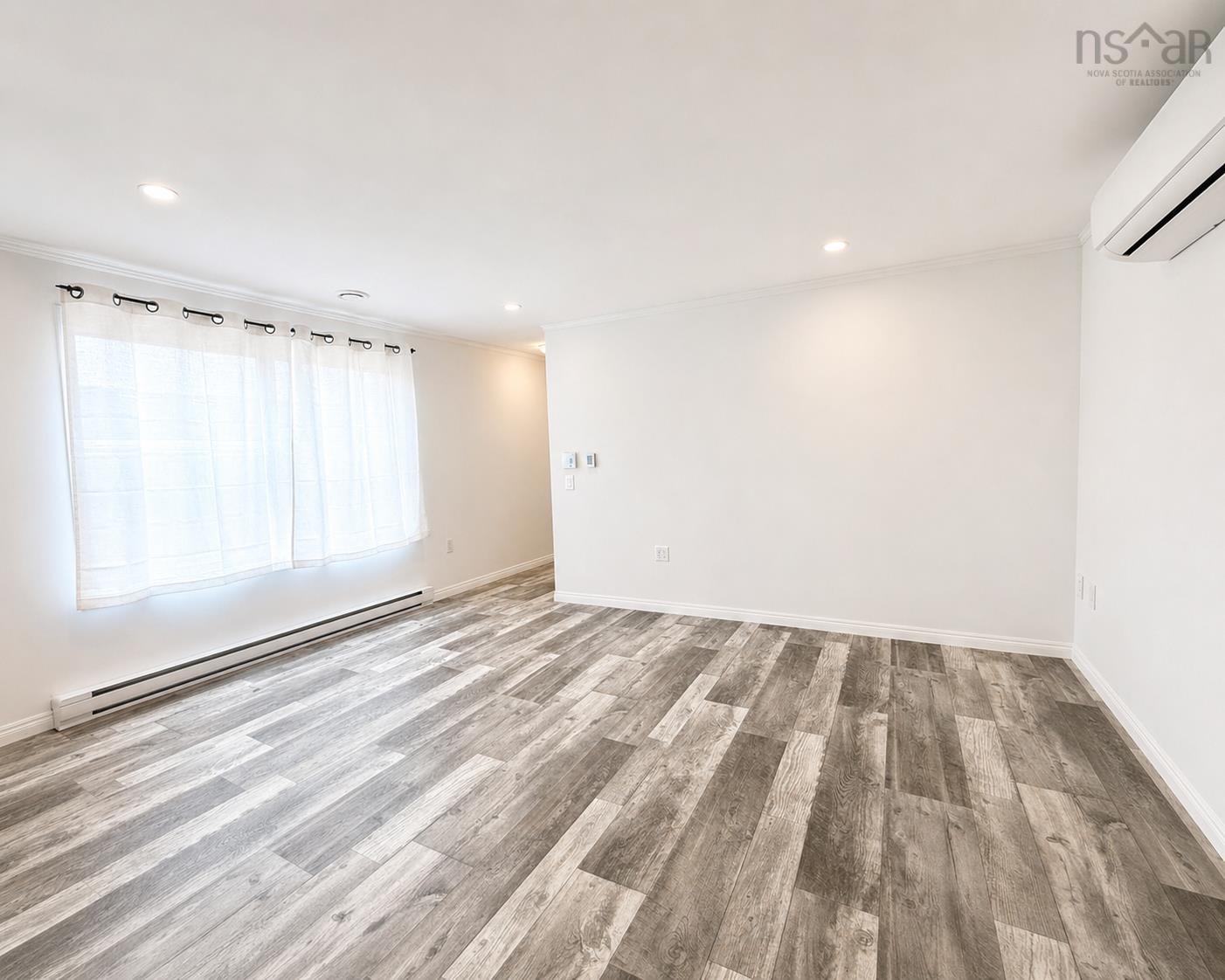 View image 11