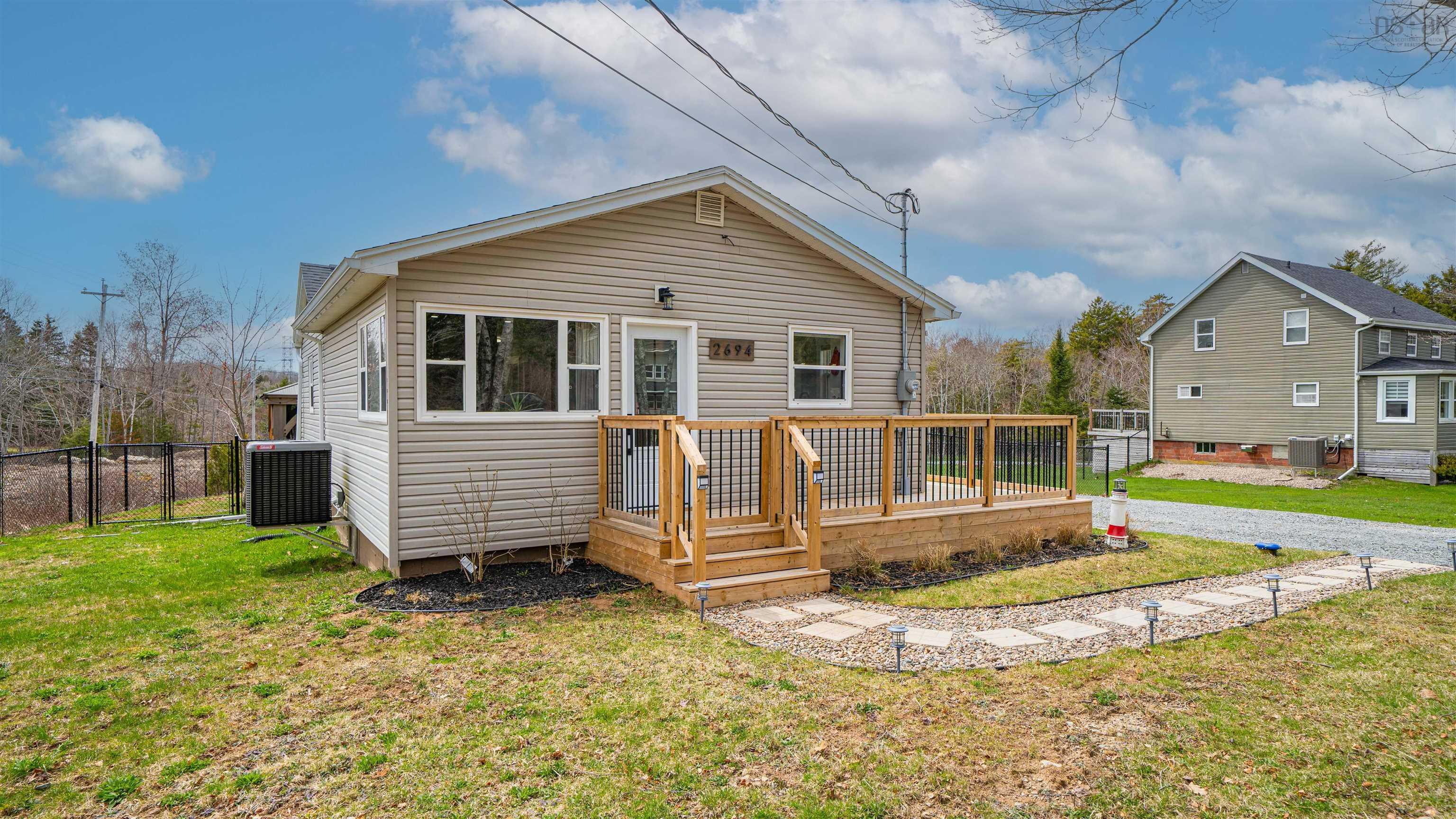 Thumbnail image for 2694 Sackville Drive MLS<sup>®</sup> 202609271