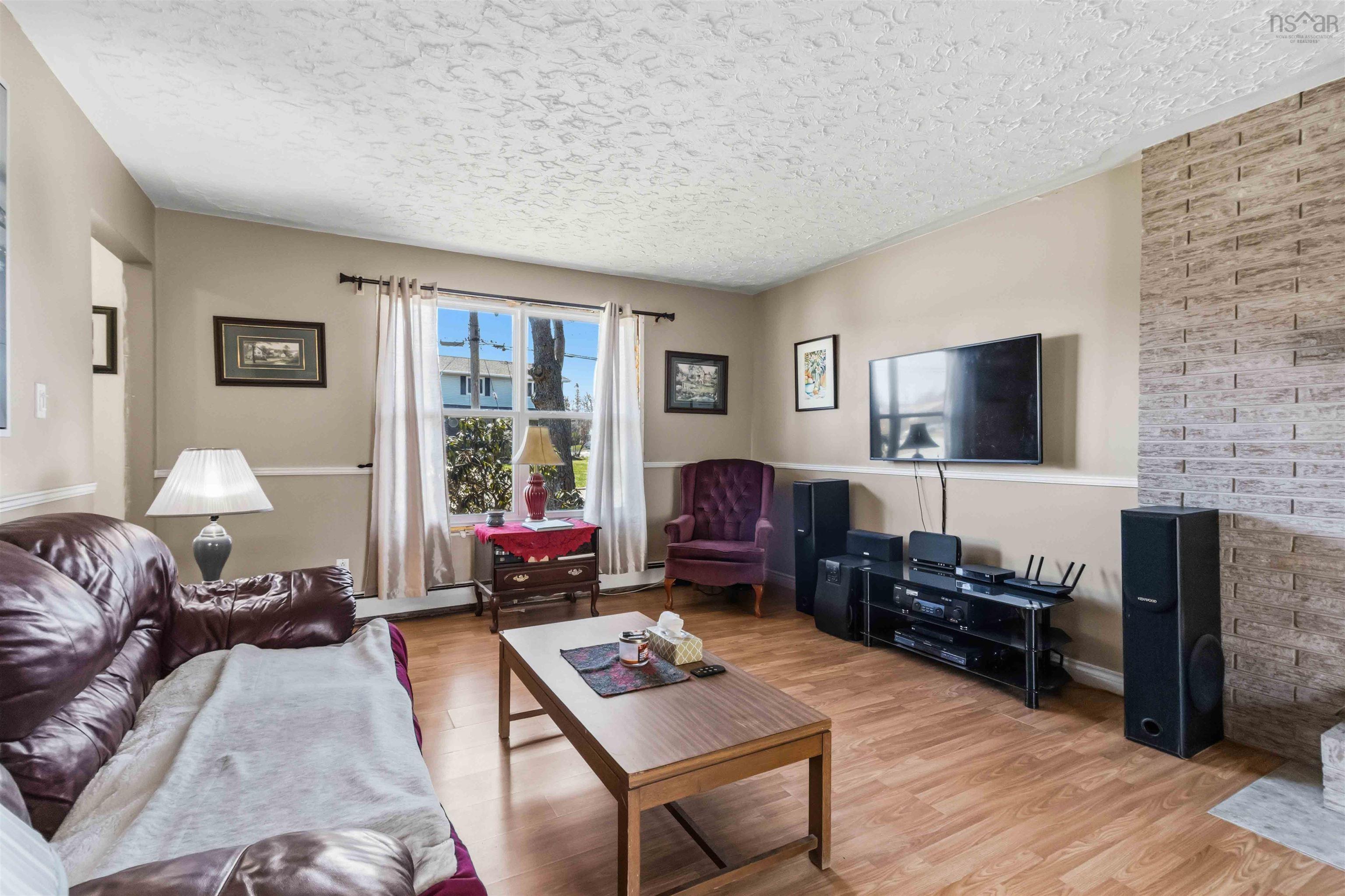 View image 10