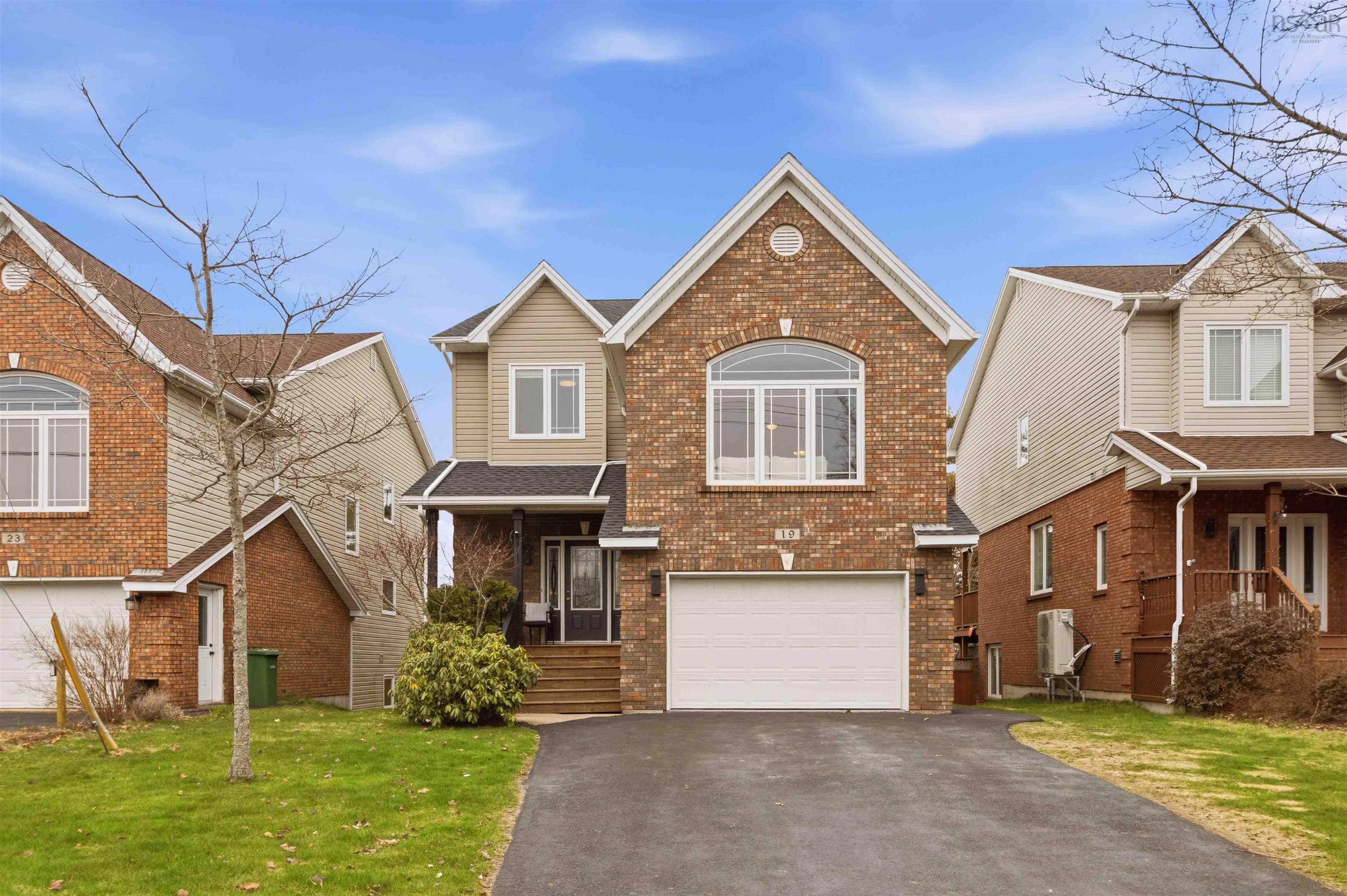 Thumbnail image for 19 Haystead Ridge MLS<sup>®</sup> 202609286
