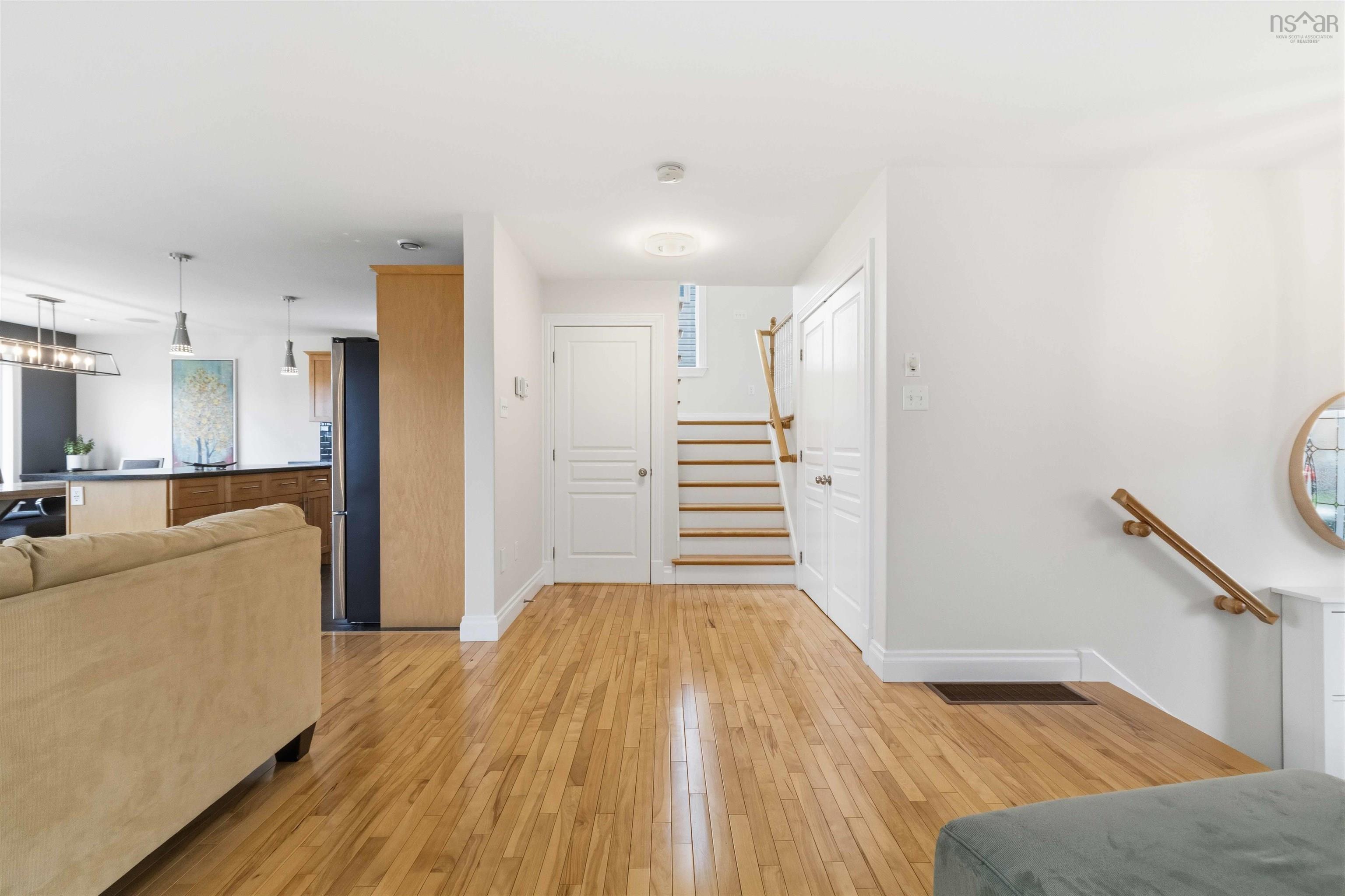View image 9