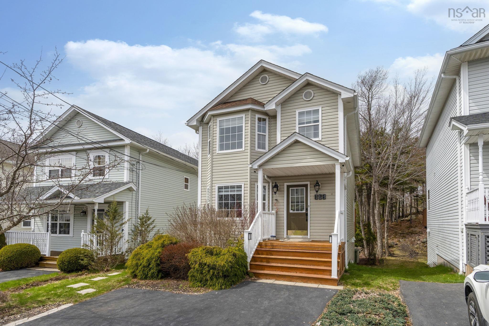 Thumbnail image for 363 Oceanview Drive MLS<sup>®</sup> 202609299