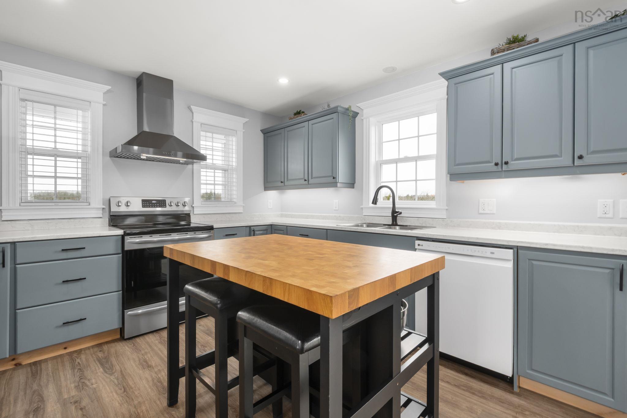 View image 12