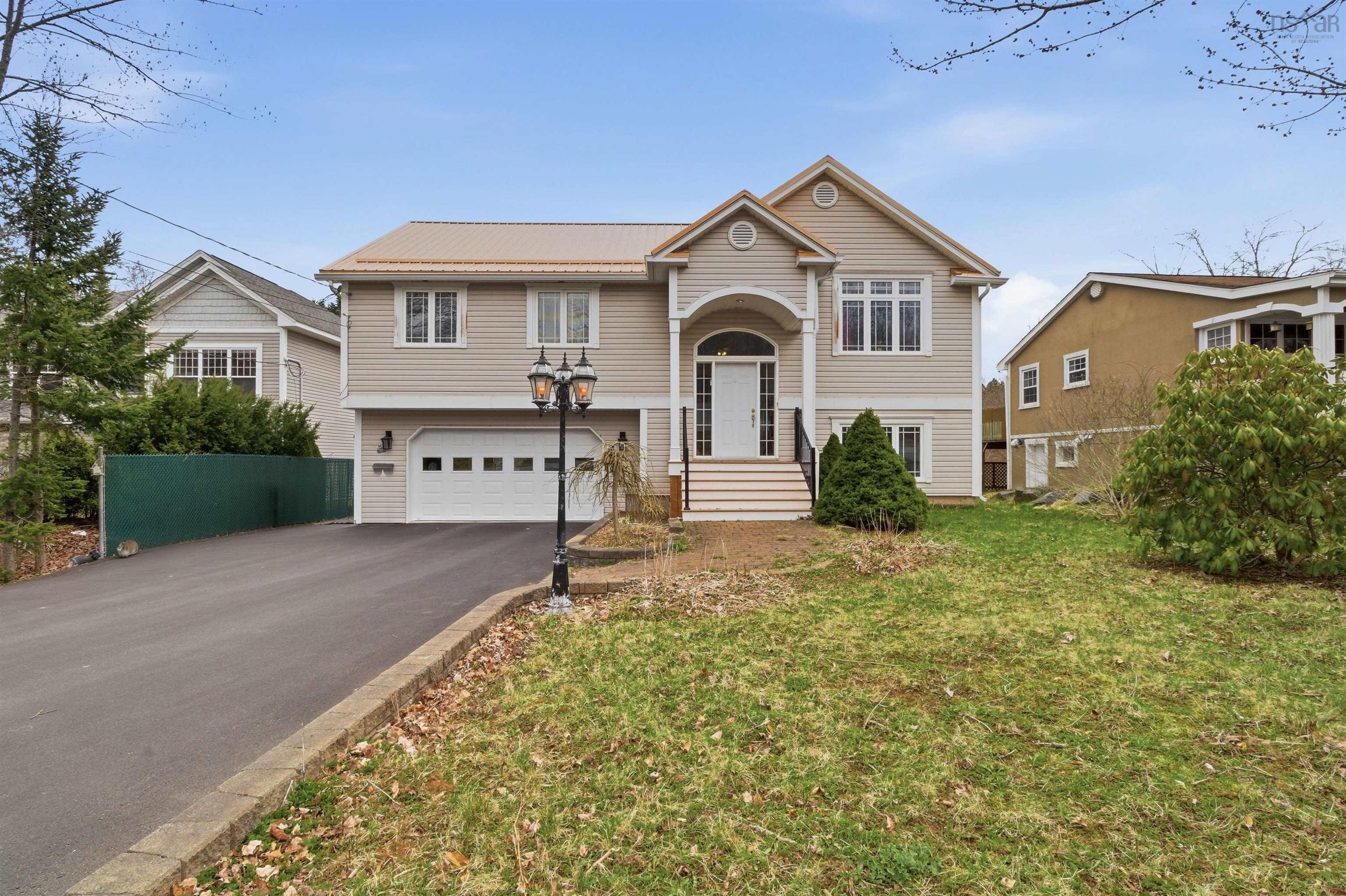 Thumbnail image for 7 Killarney Drive MLS<sup>®</sup> 202609348