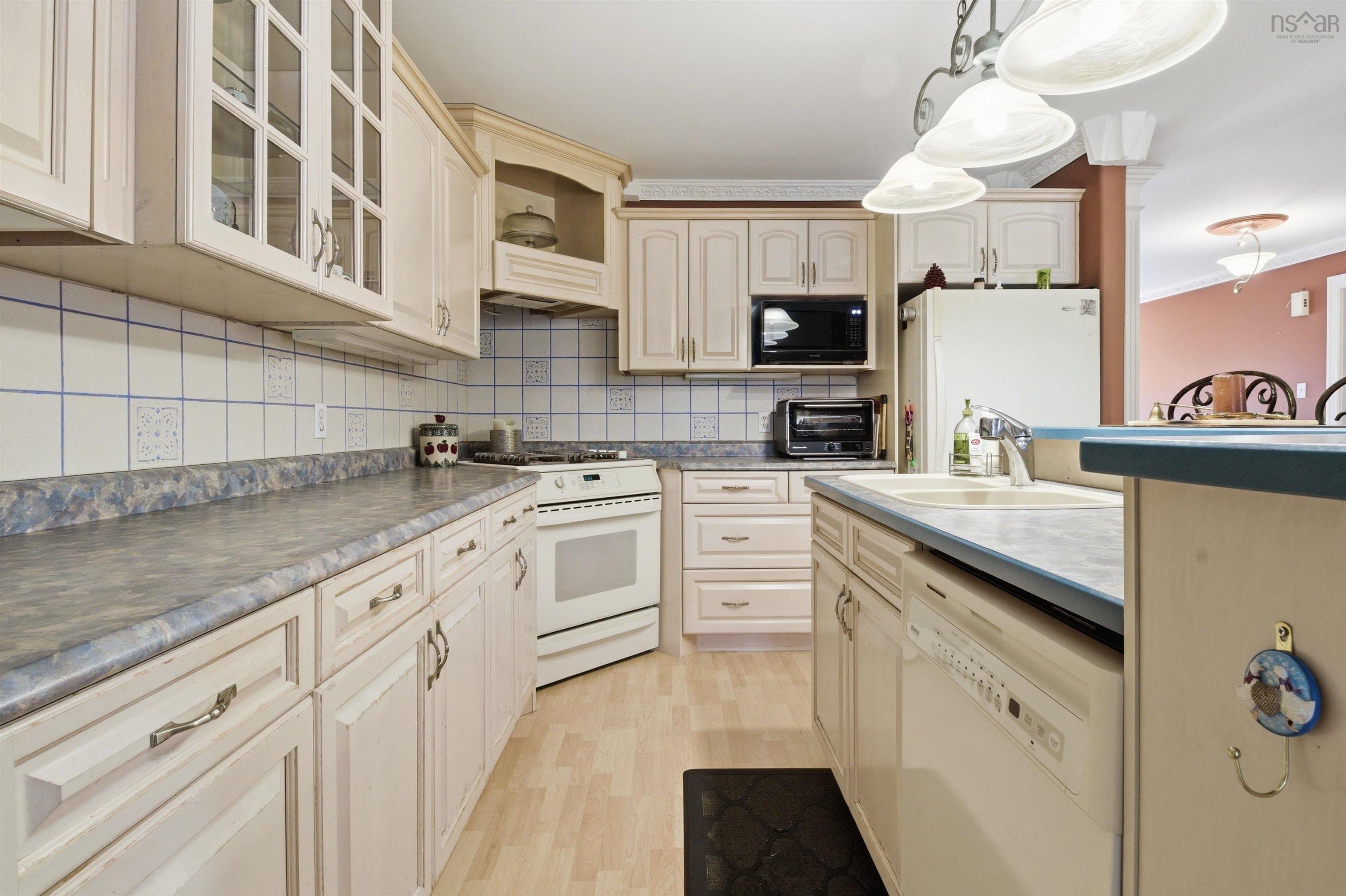 View image 8