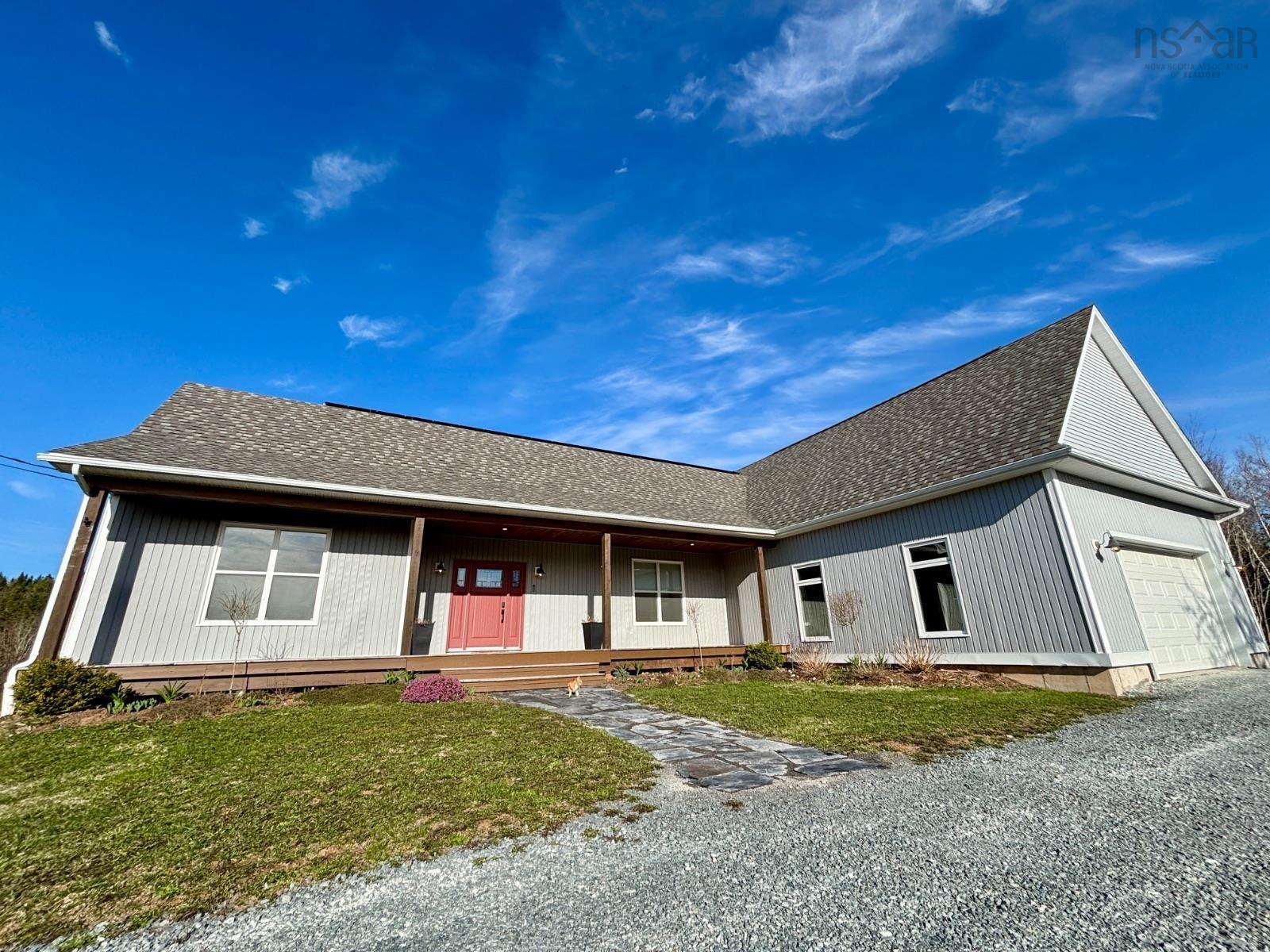 Thumbnail image for 54 Craig Drive MLS<sup>®</sup> 202609373