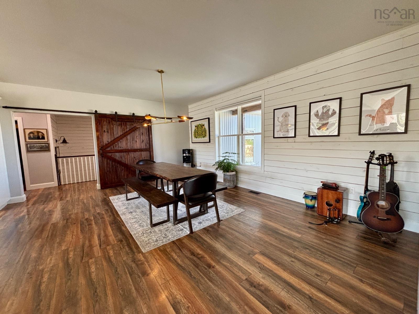 View image 12