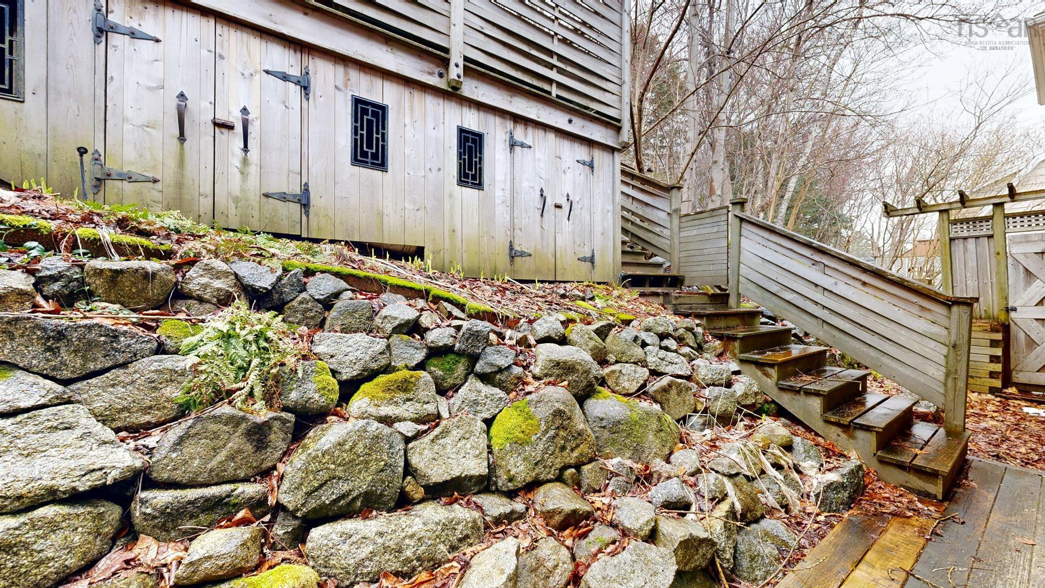 View image 19